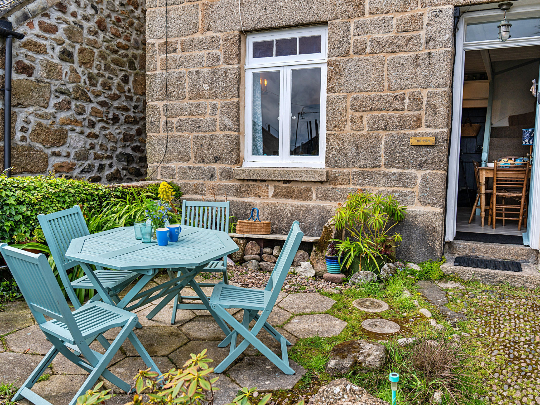 Cosy Mousehole Cottage with Sea Views-Buiten