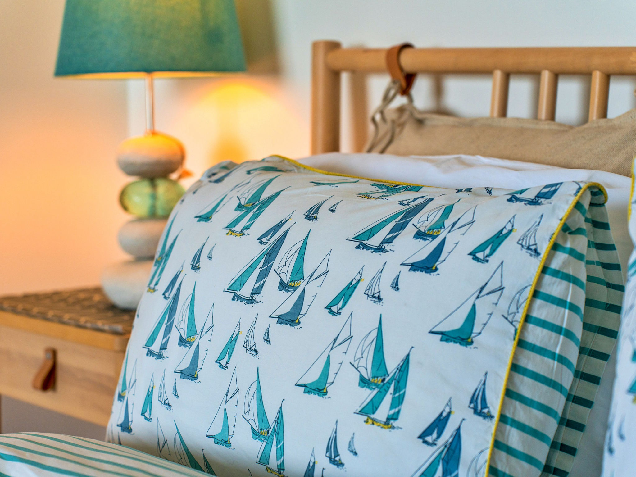 Blue Seas-Binnen