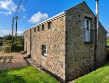 Trennal Barn: Ruime vakantiewoning voor 5 bij Penzance, 3 km van strand - thumbnail 4