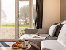 Chalet met hot tub aan de golfbaan, 6 km van zee - thumbnail 2