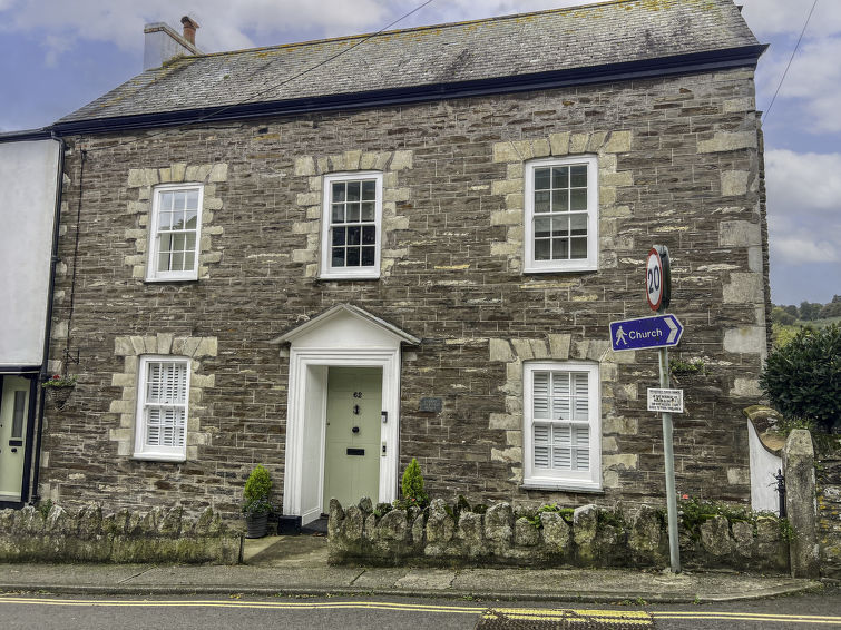 Image blog A Local’s Guide to the Best Cafes and Restaurants in Mevagissey, England, United Kingdom
