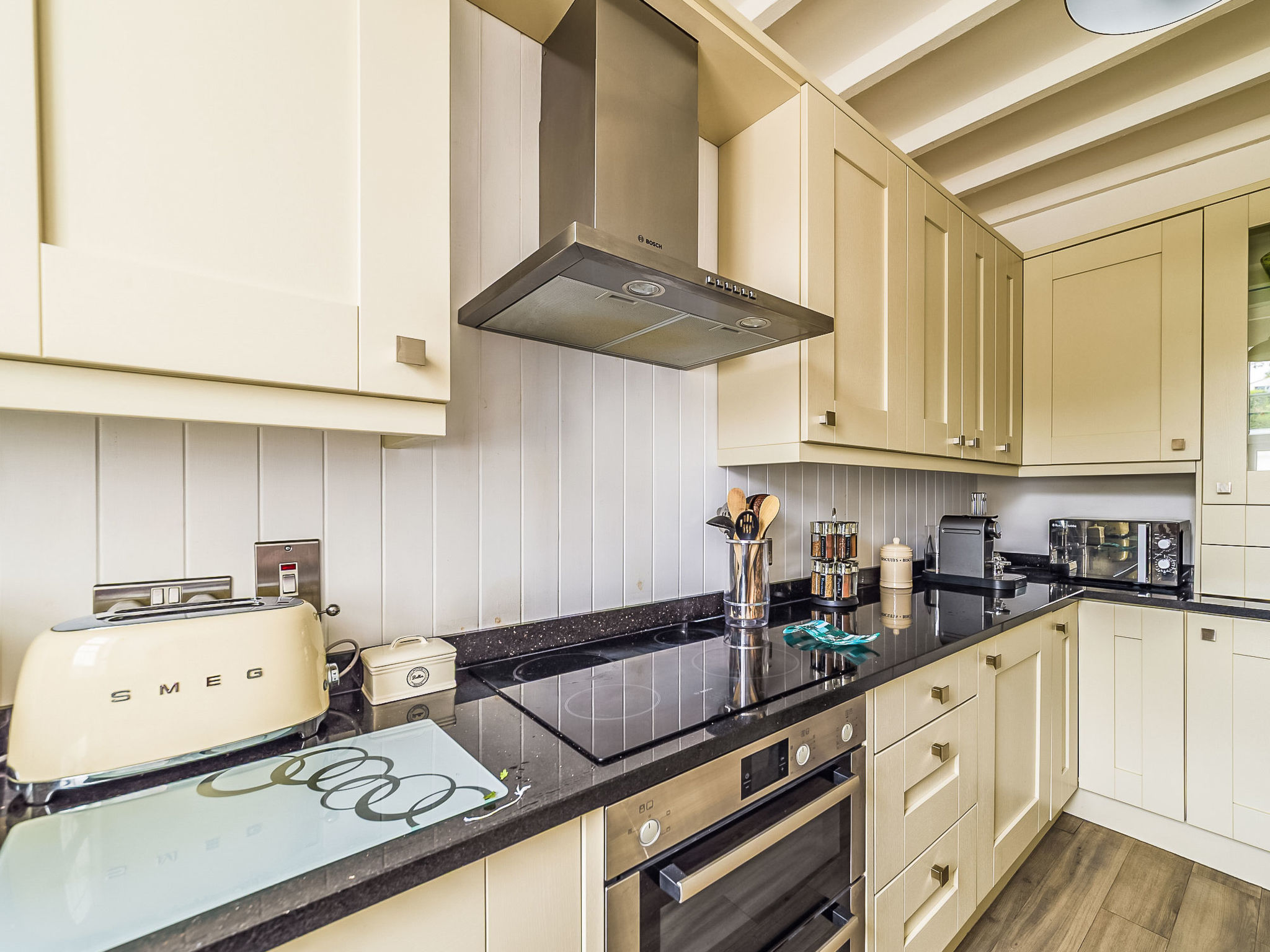 Shell Seekers Cottage-Binnen