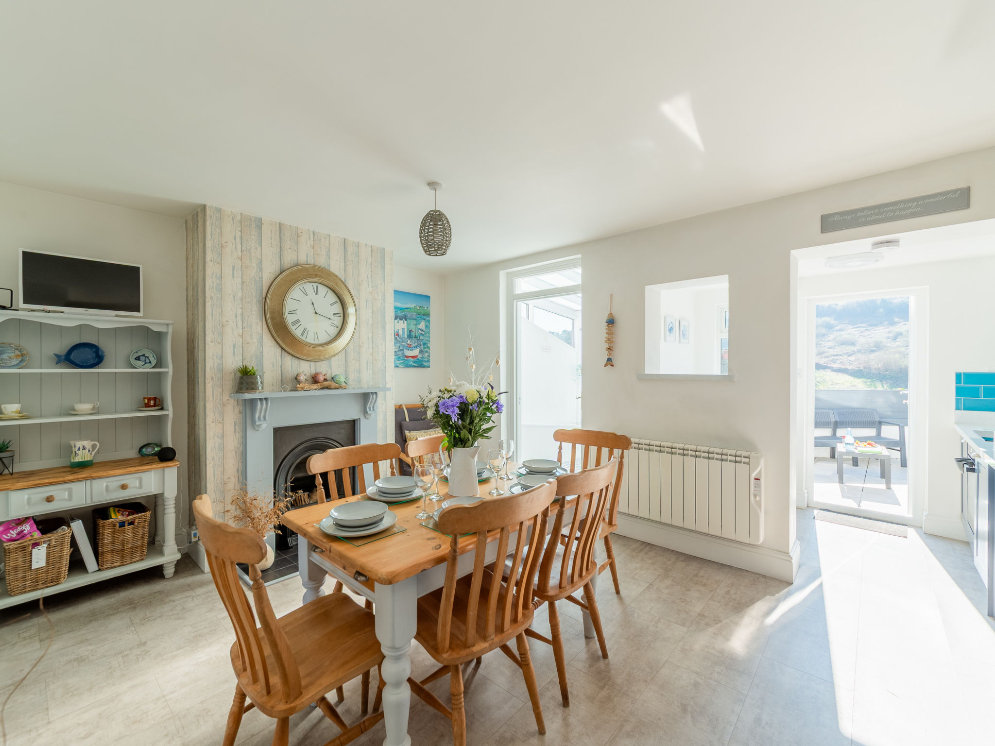 Kitchen / Dining Room