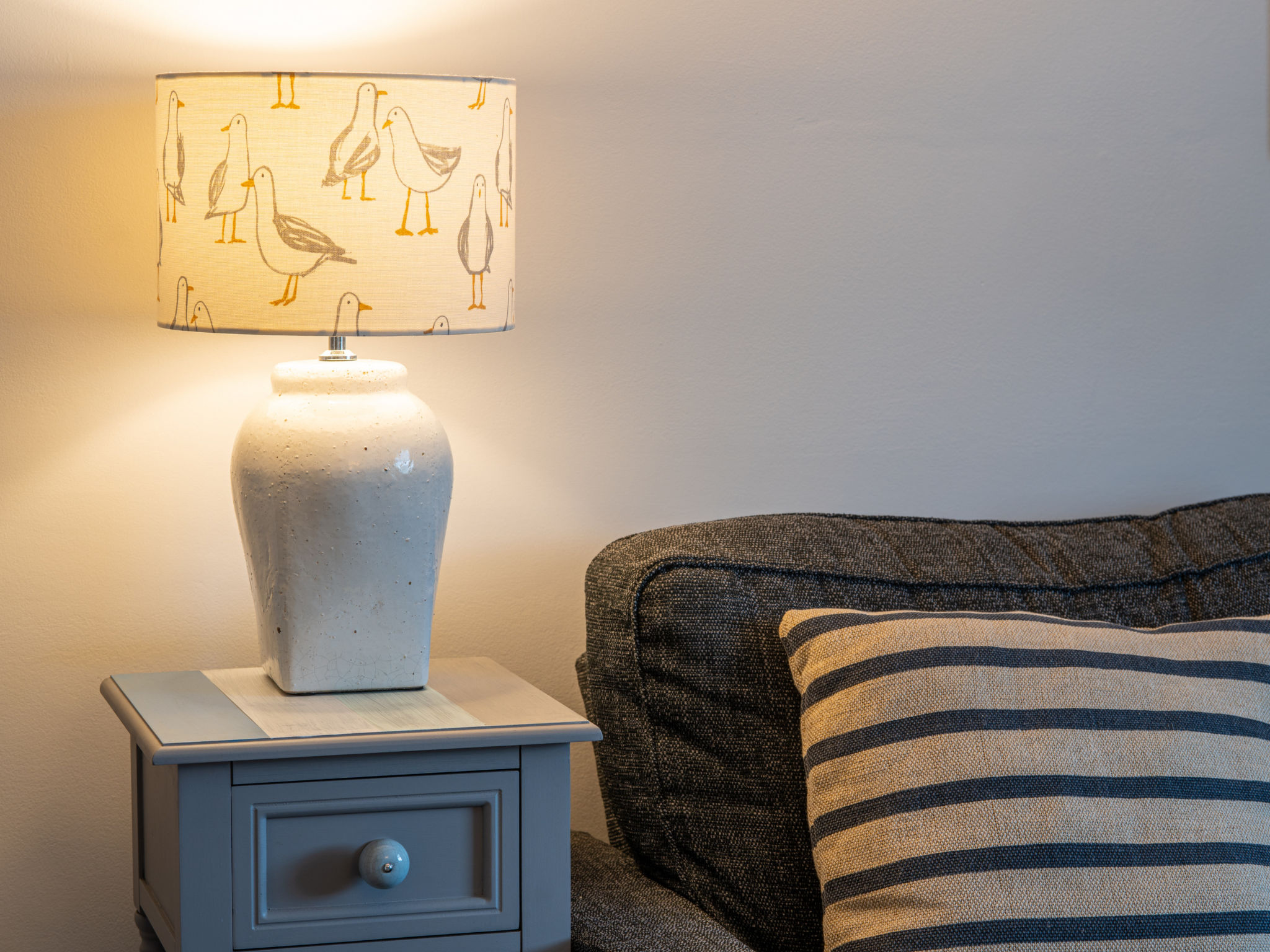 Old Harbour Cottage-Binnen