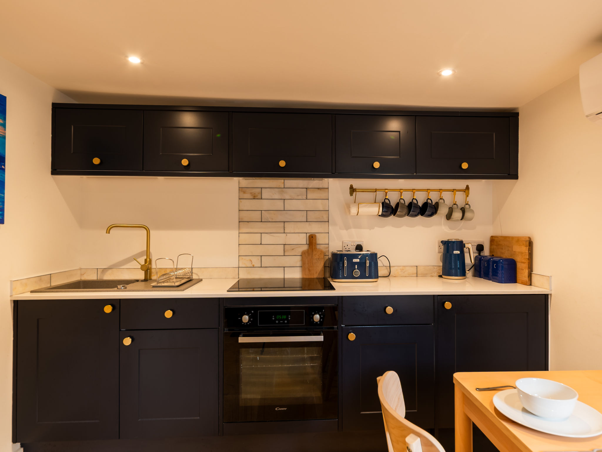 Shanty Cottage-Binnen