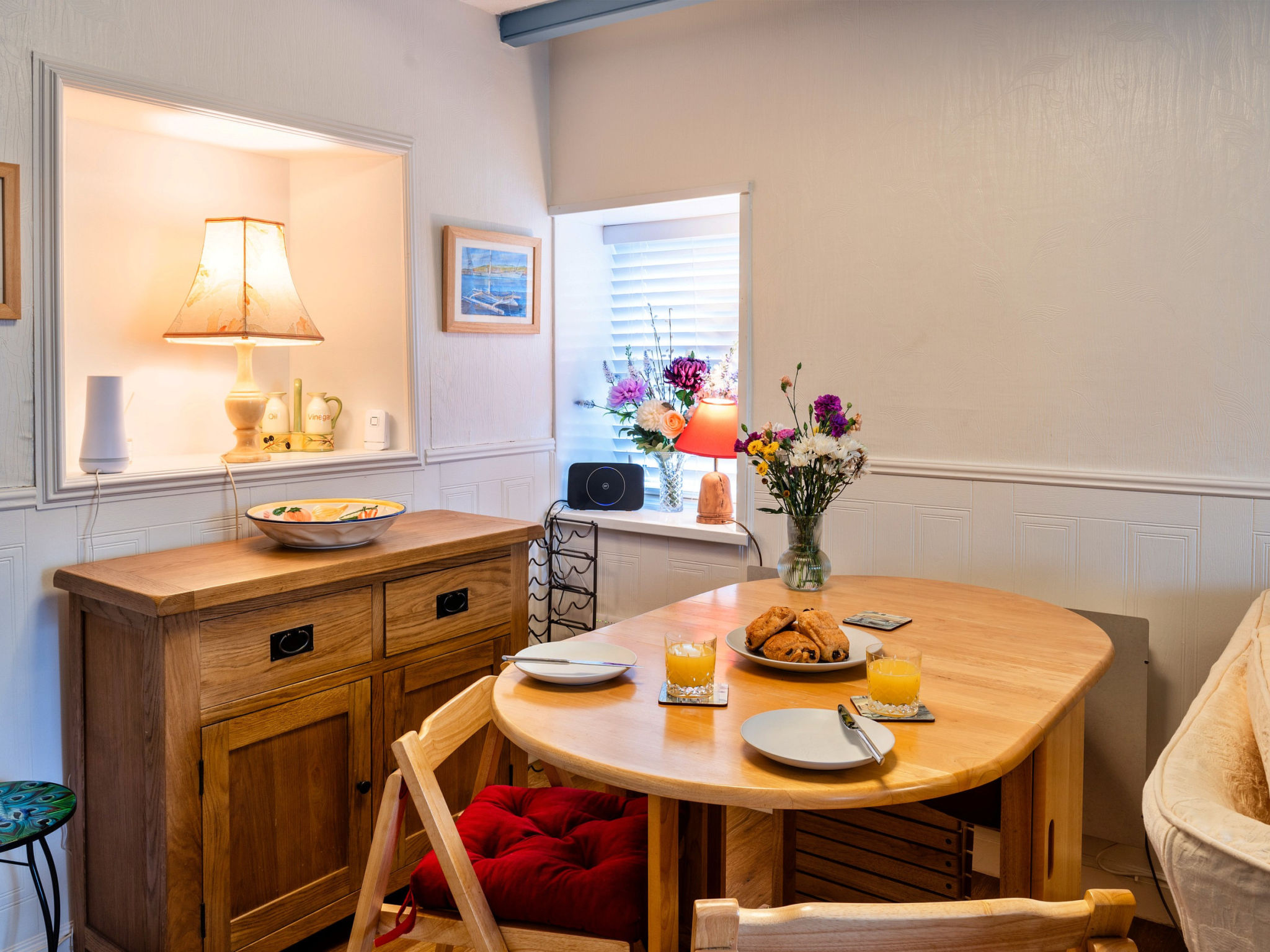 Greenbank-Inside