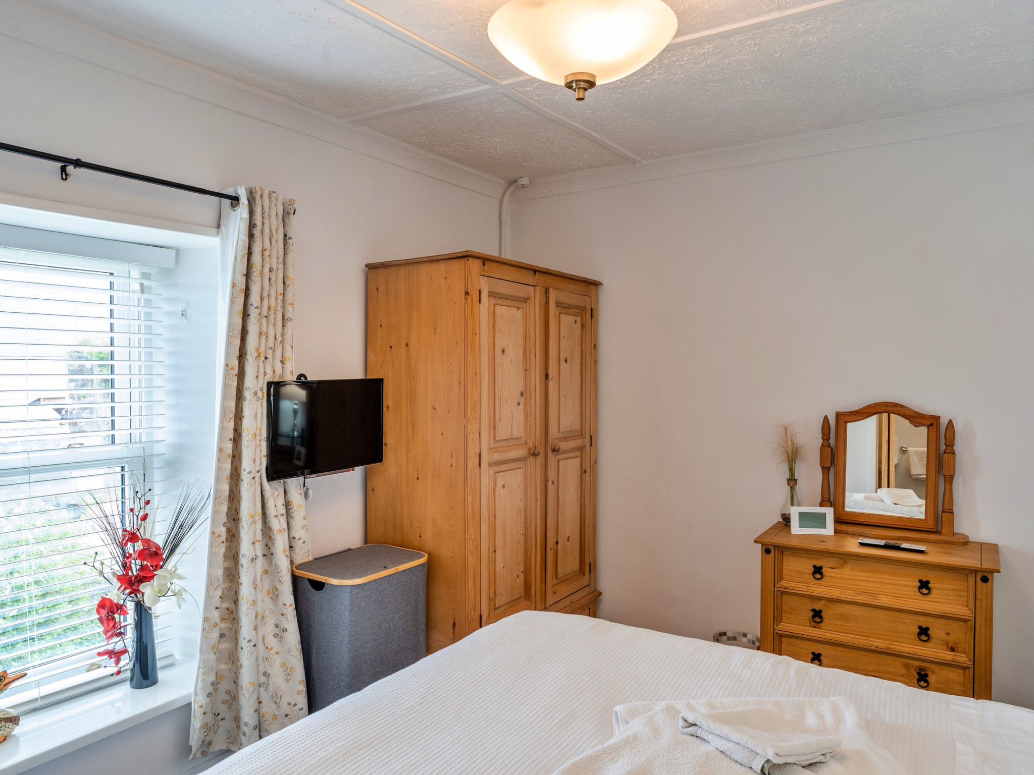 Greenbank-Inside
