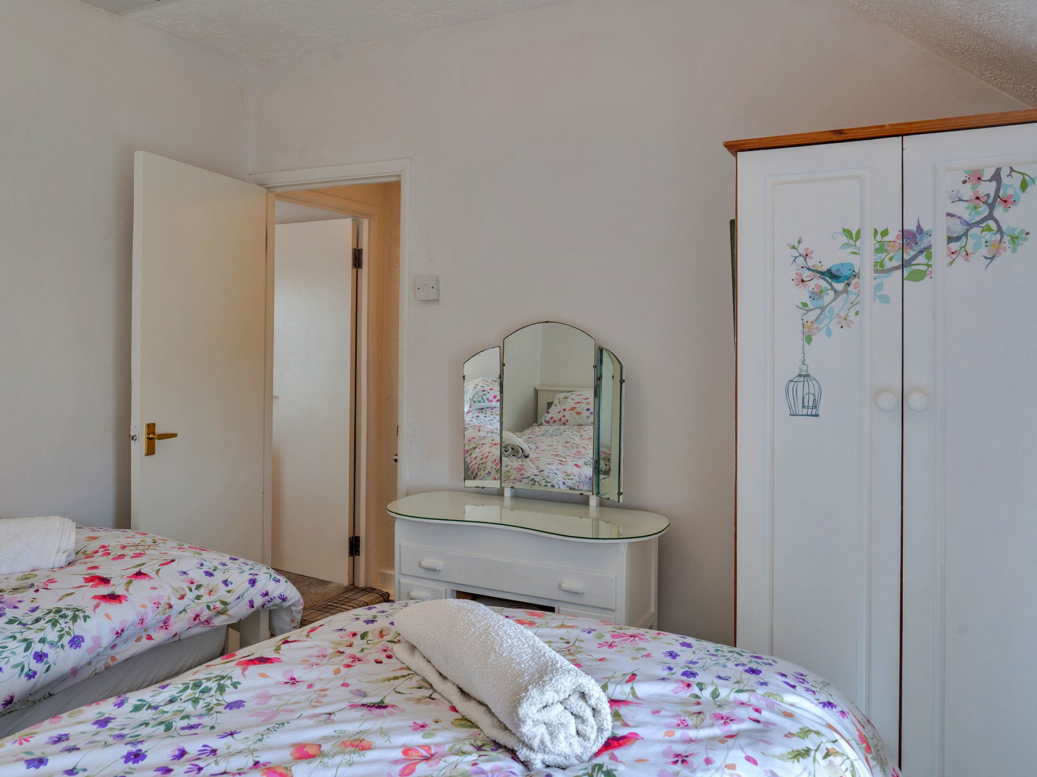 Greenbank-Inside