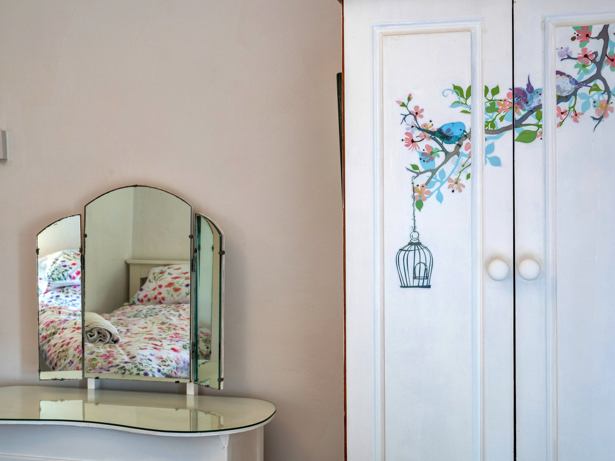 Greenbank-Inside