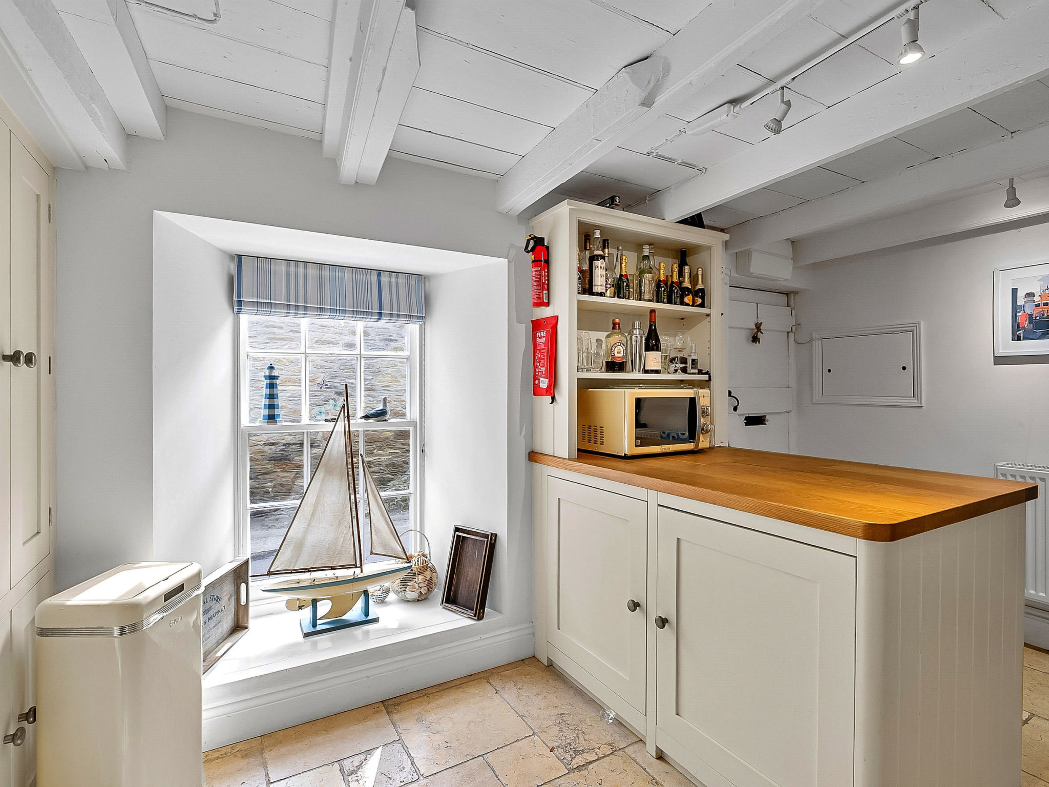 Garden Cottage in Fowey-Inside