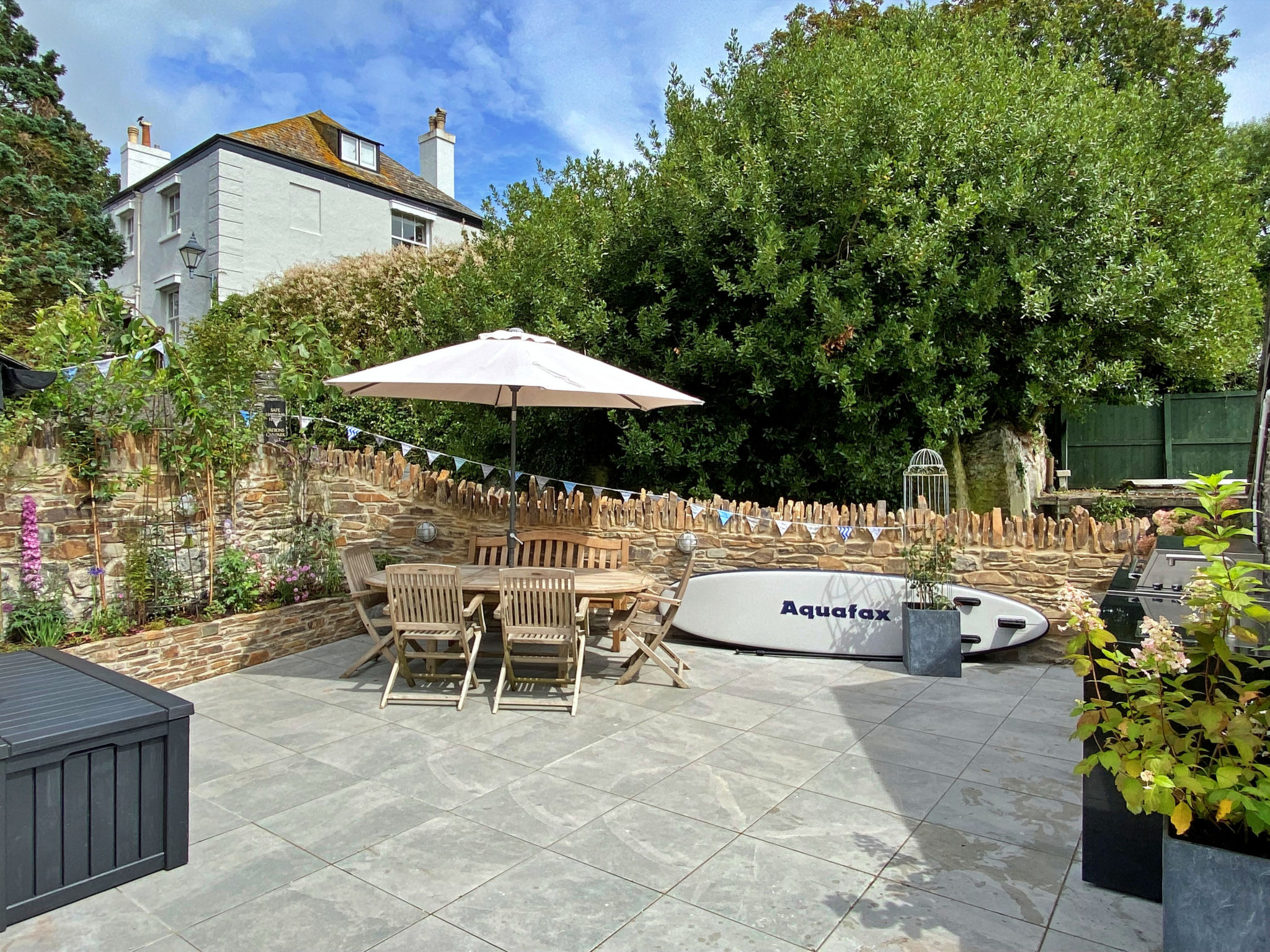Potters Cottage-Outside