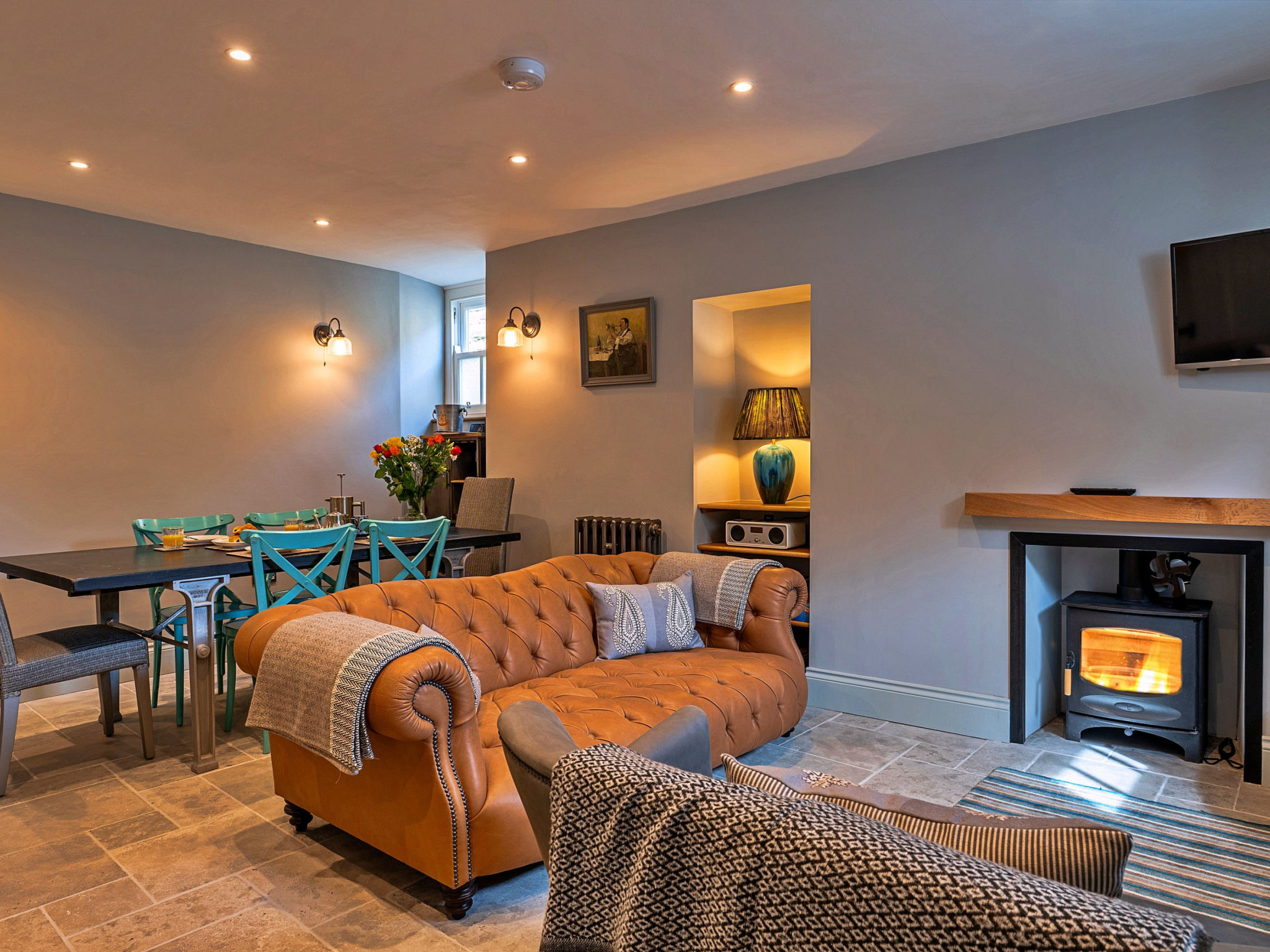Potters Cottage-Inside