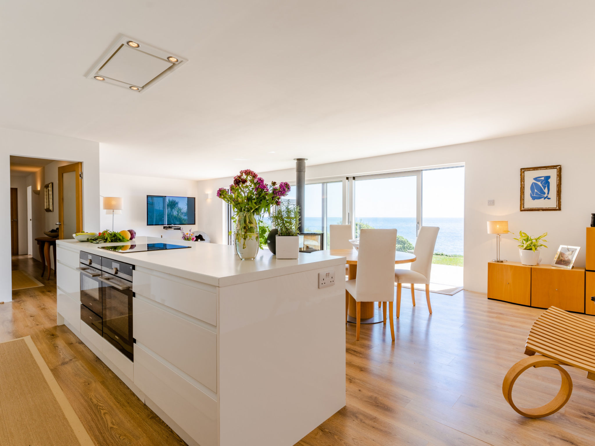 Avalon Sea Views-Binnen