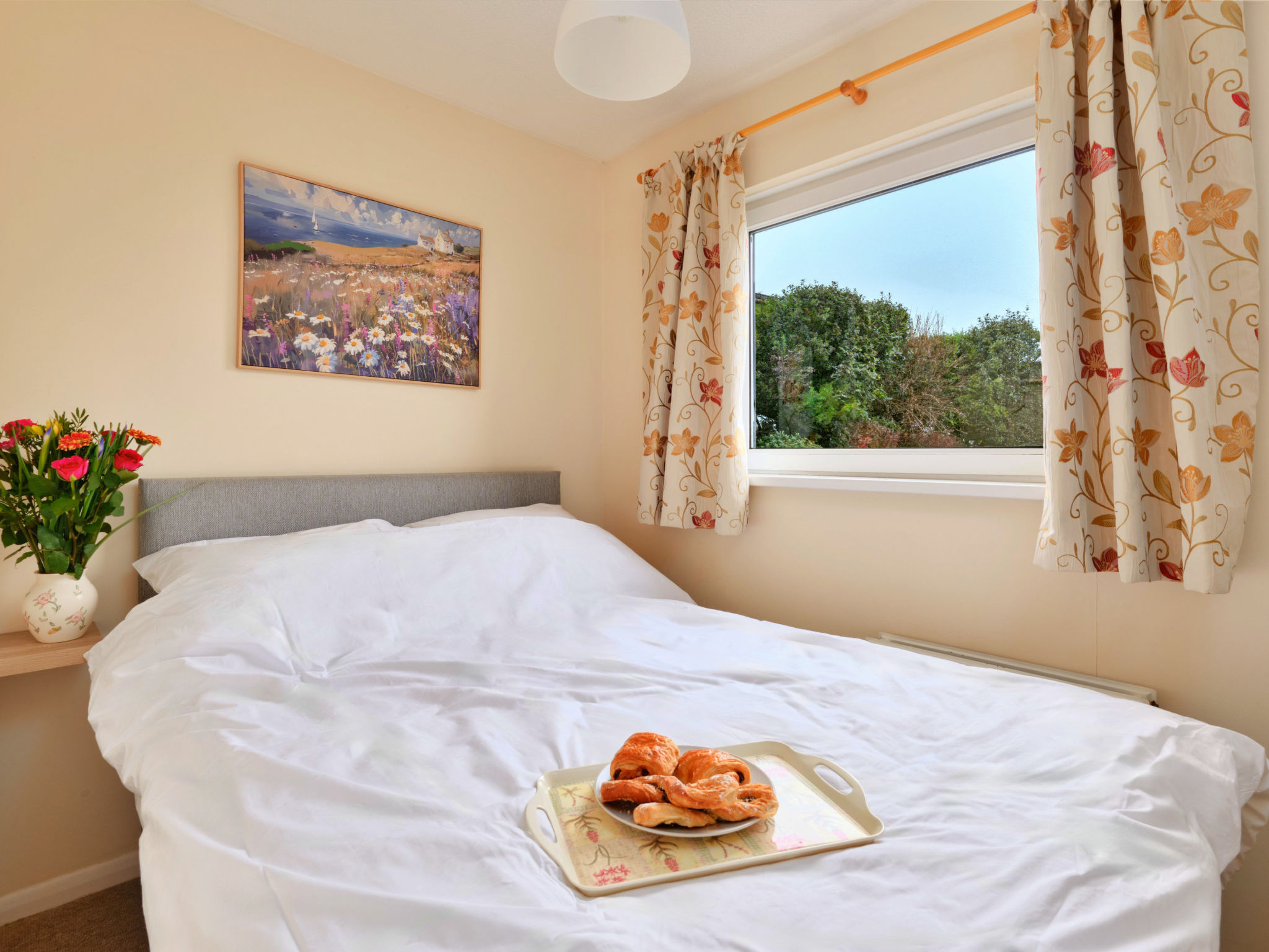 Looe Valley View - Inside