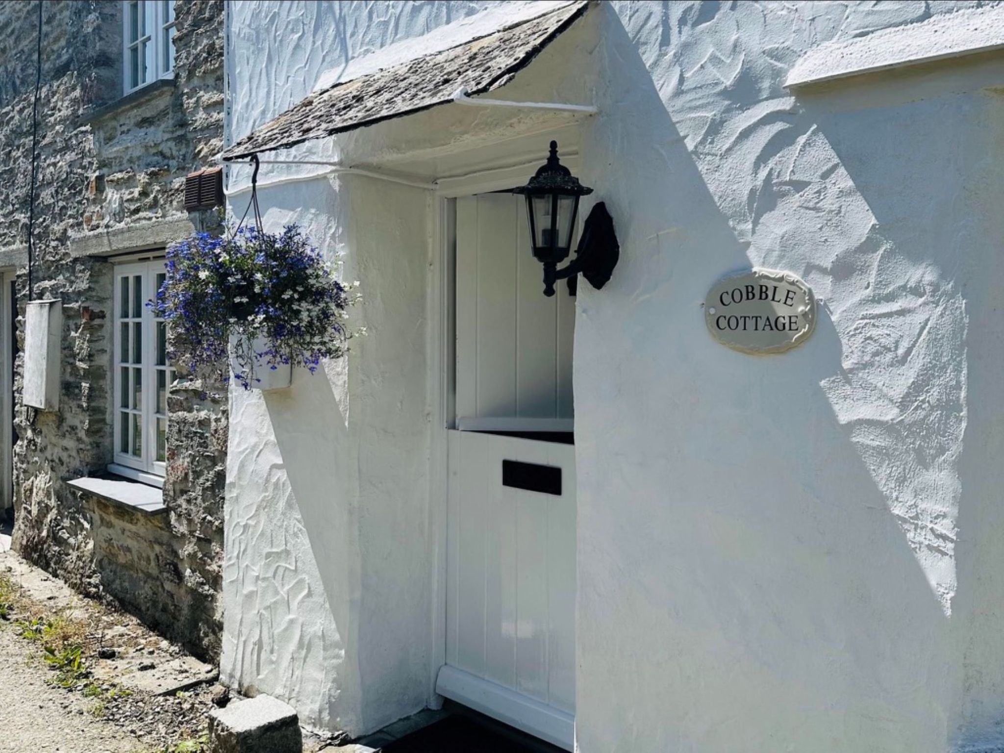 Cobble Cottage-Outside