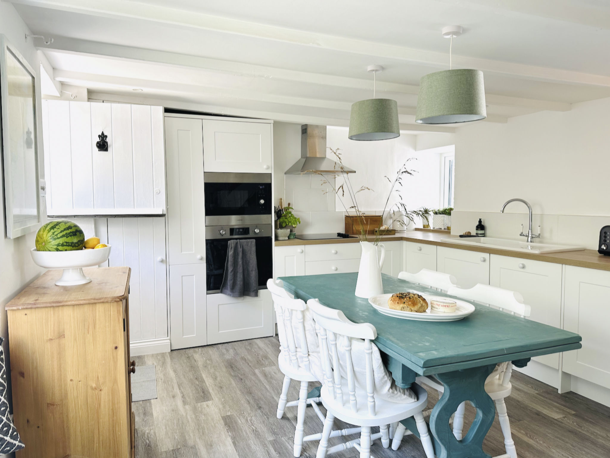 Cobble Cottage-Inside