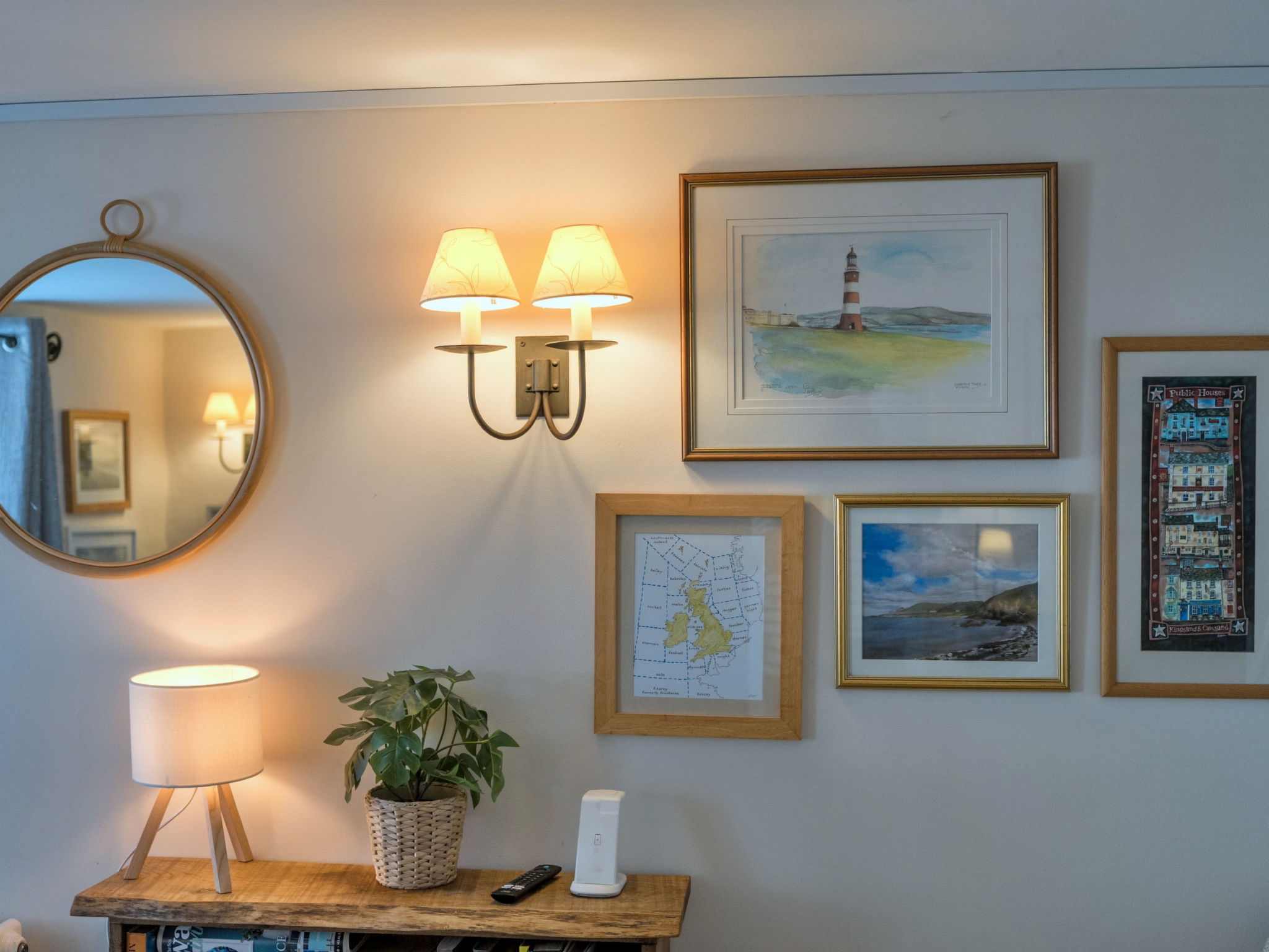 Cawsand Cottage-Inside