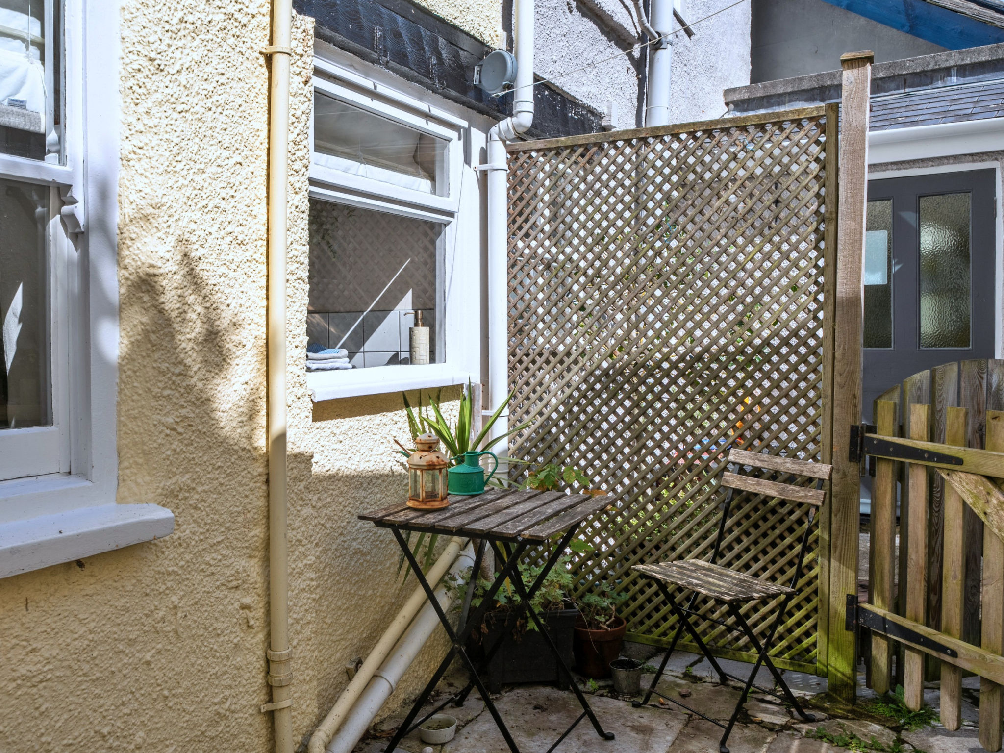 Cawsand Cottage-Outside