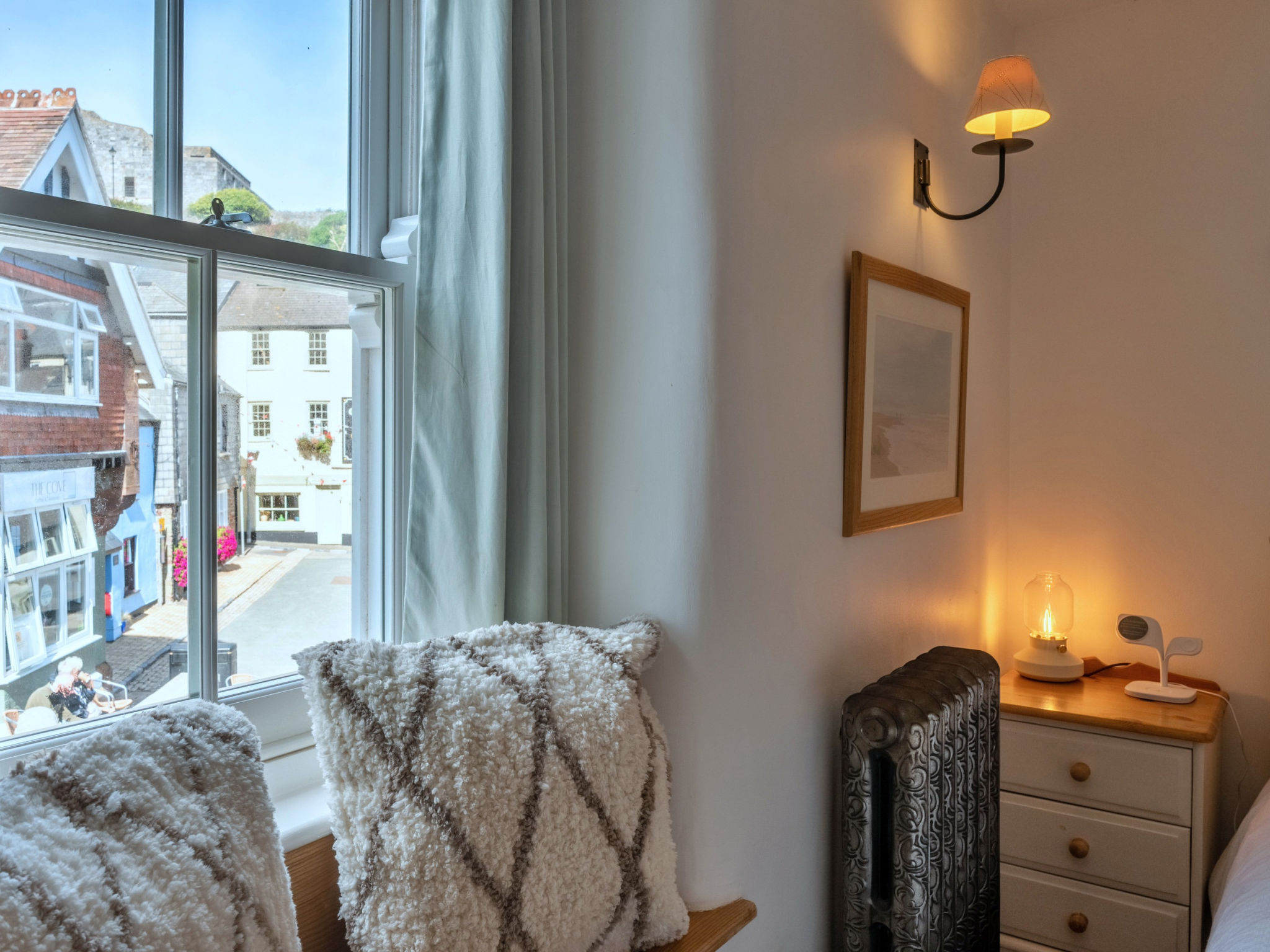 Cawsand Cottage-Inside
