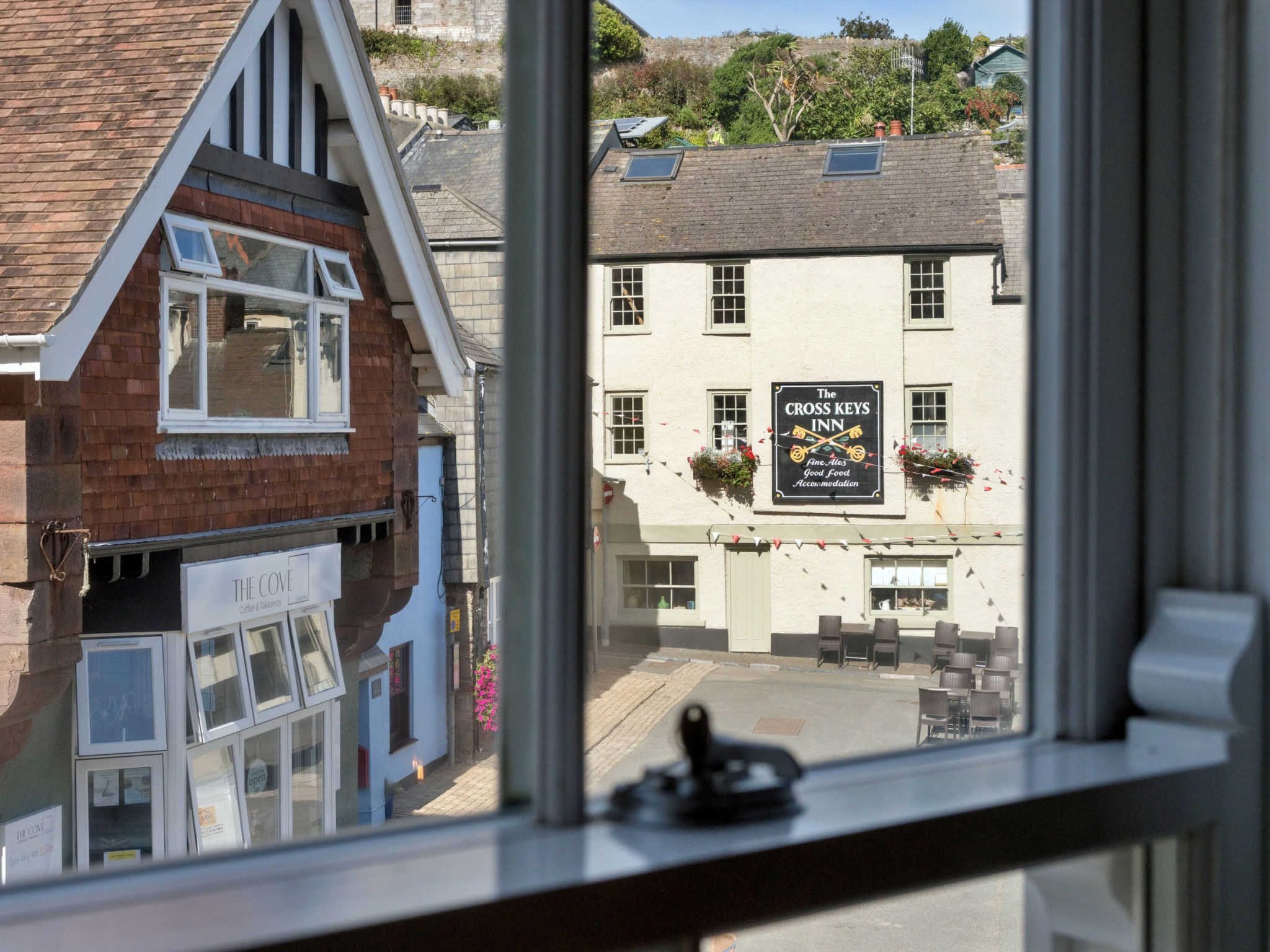 Cawsand Cottage-Outside