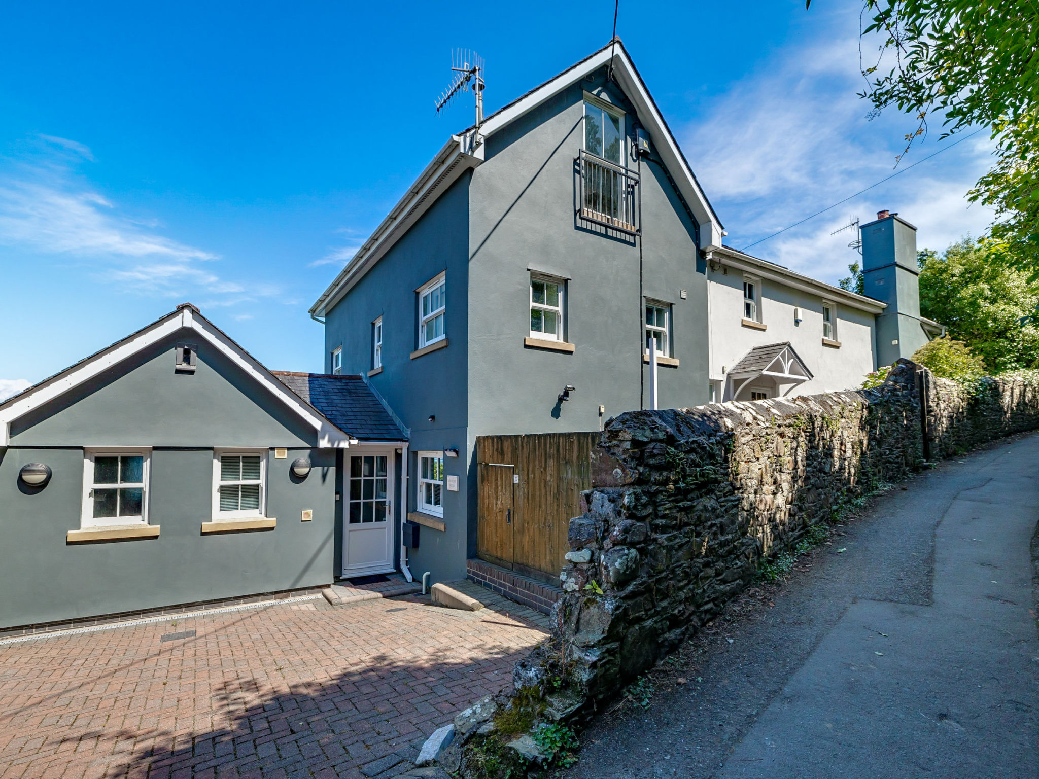 Bownder House - Buiten