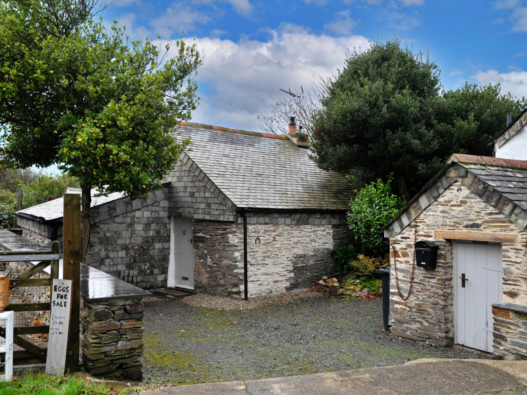 Spray Barn - Outside