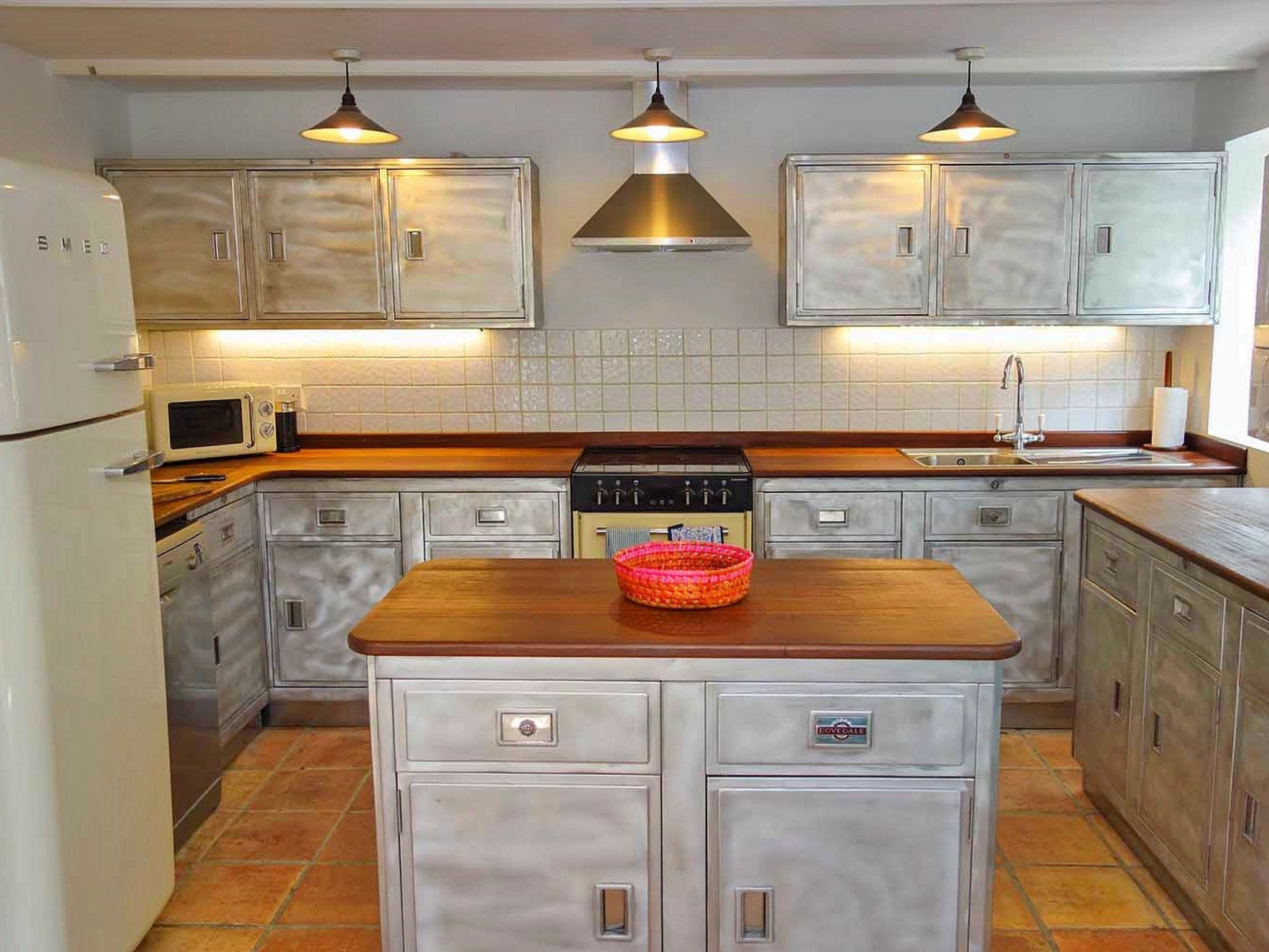 Porthcothan Mill Cottage-Inside