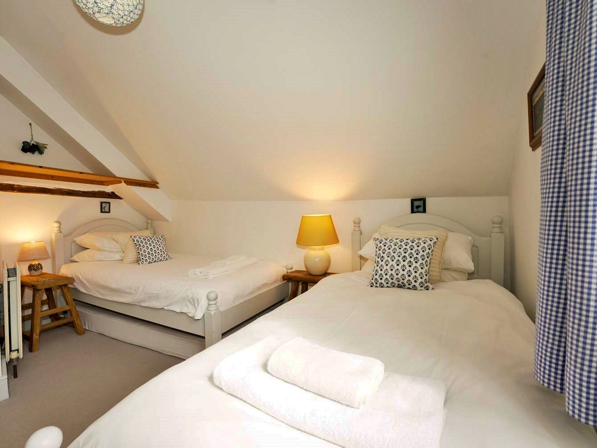 Porthcothan Mill Cottage-Inside