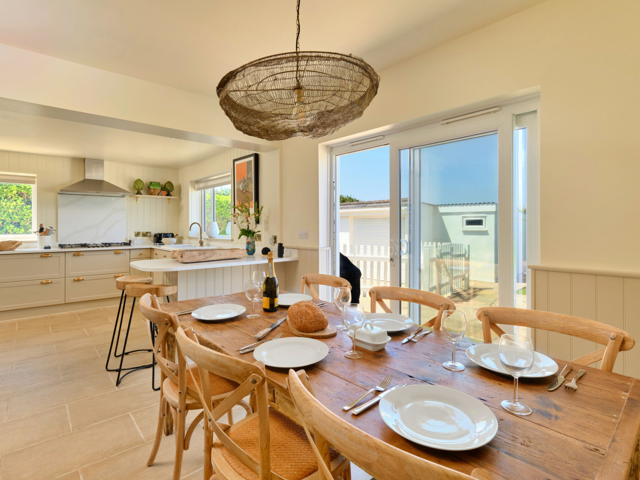 The Coast House - Inside