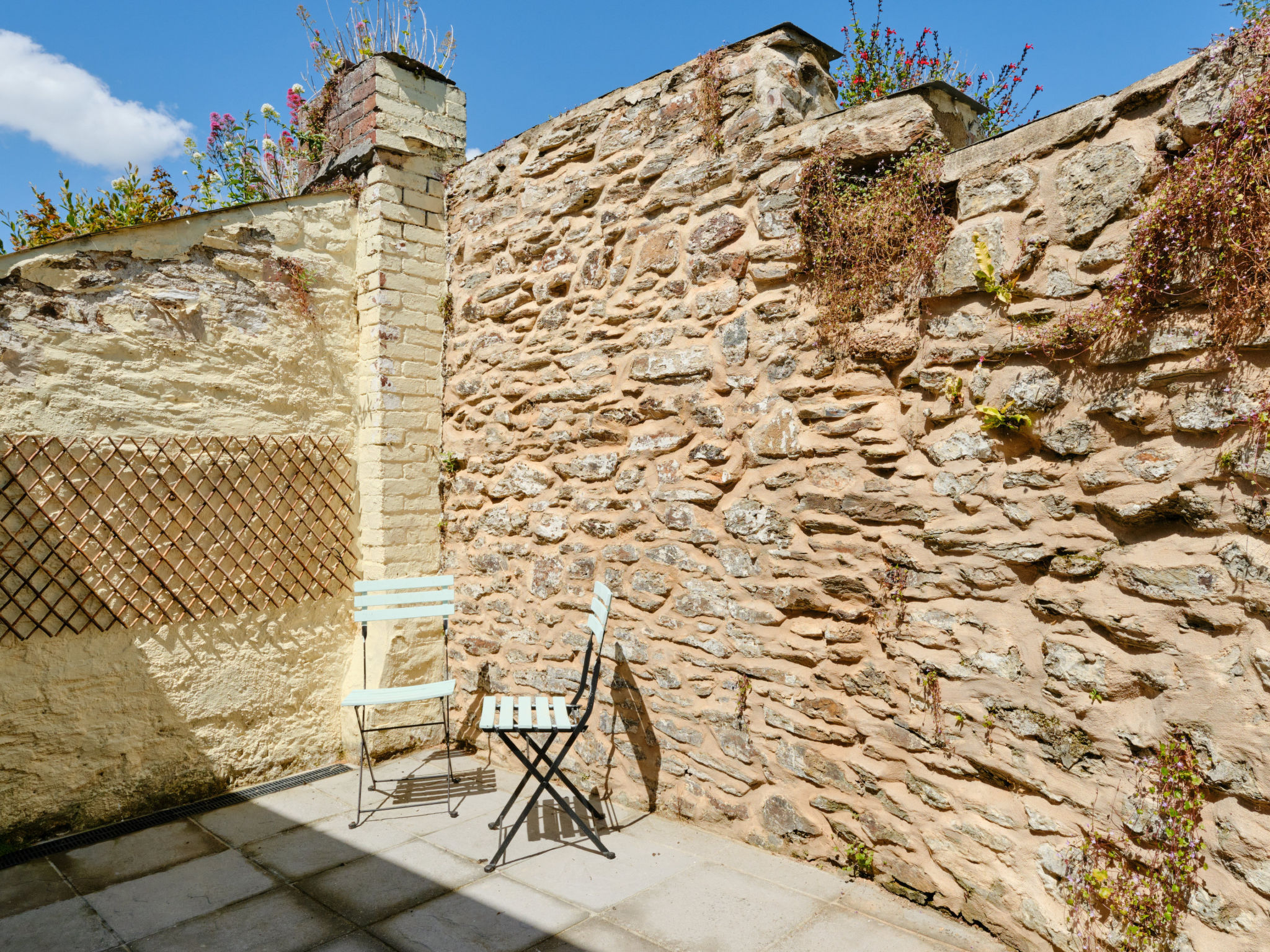 Primrose Cottage-Outside