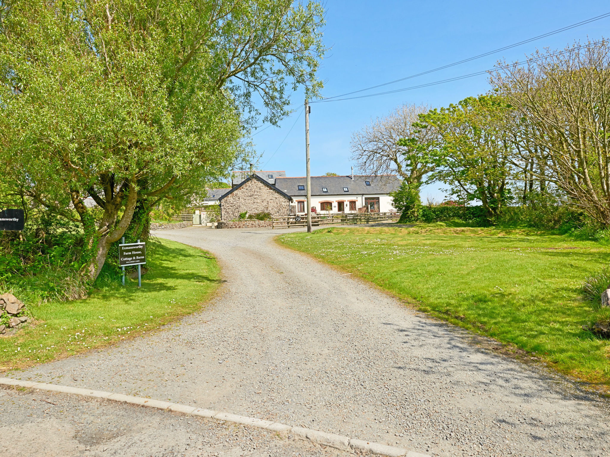 Hawthorn Barn-Inside