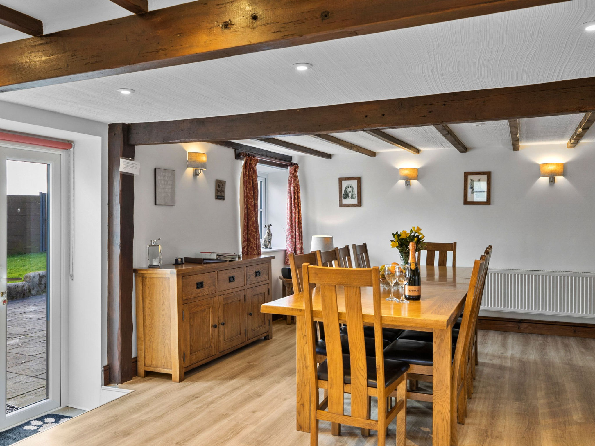 Kitchen / Dining Room
