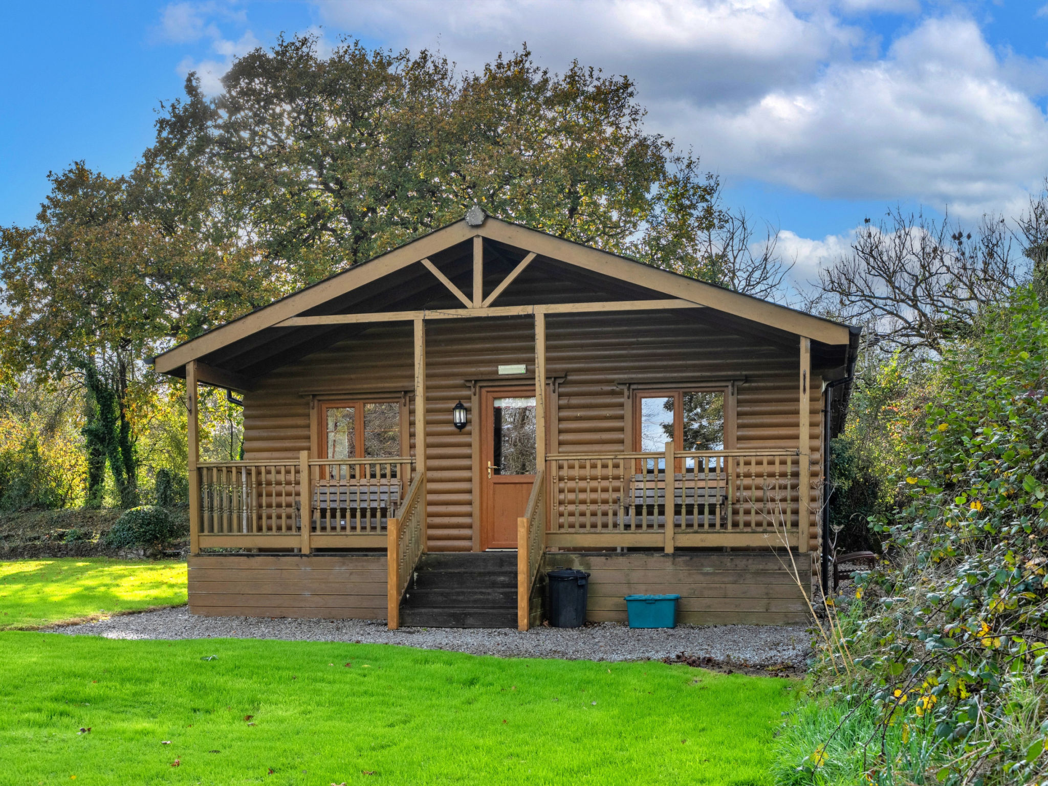 Tarka's Holt Log Cabin, Stowford - Buiten