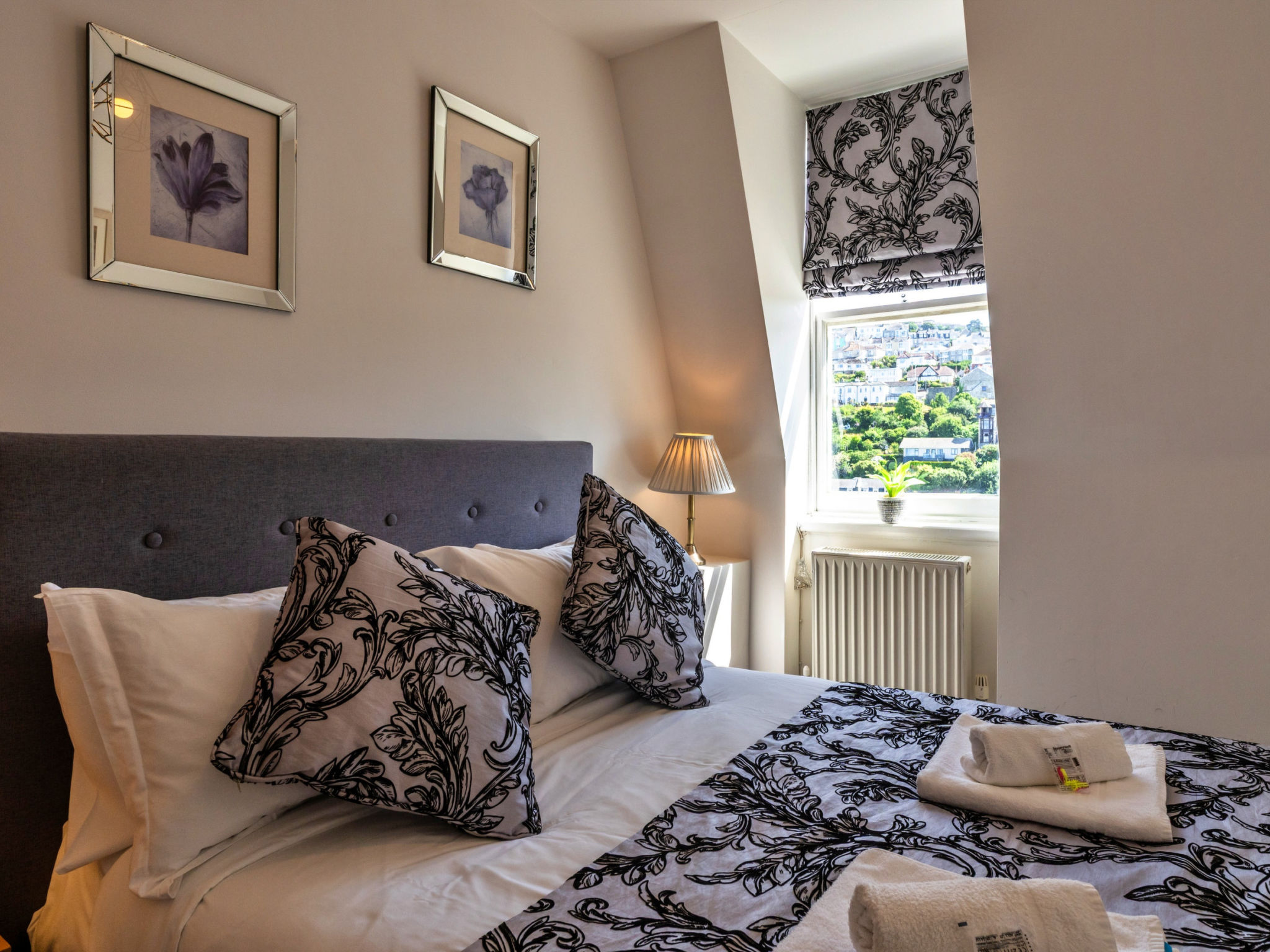 Sea Views Apartment in Ilfracombe - Binnen
