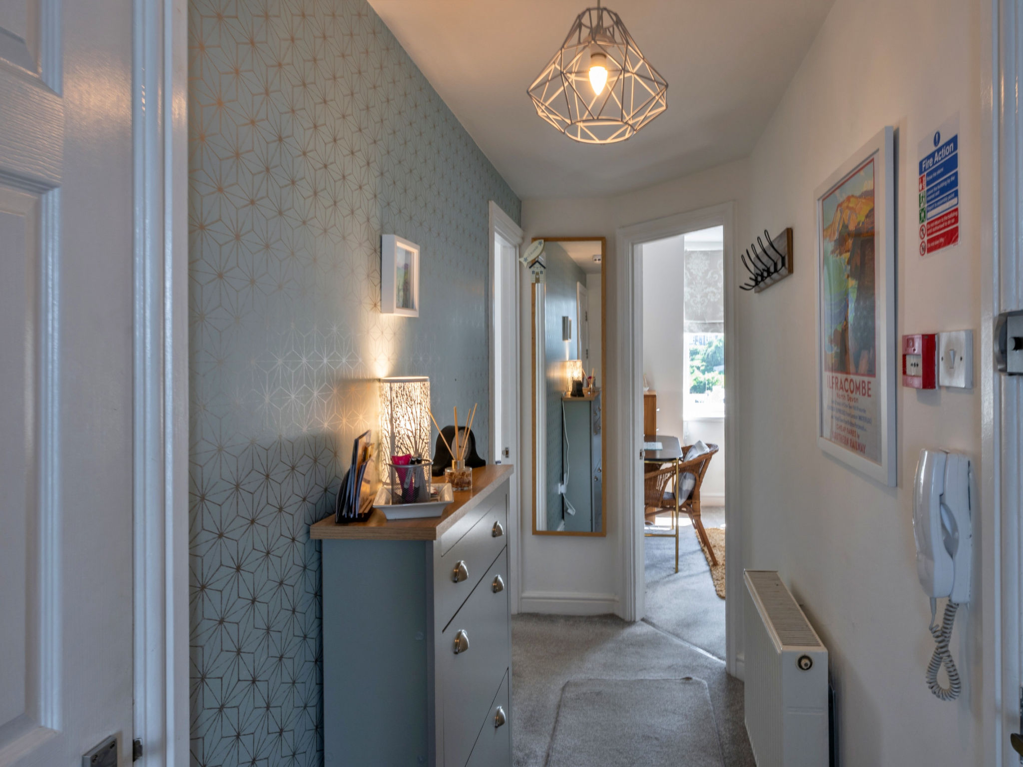 Sea Views Apartment in Ilfracombe - Buiten