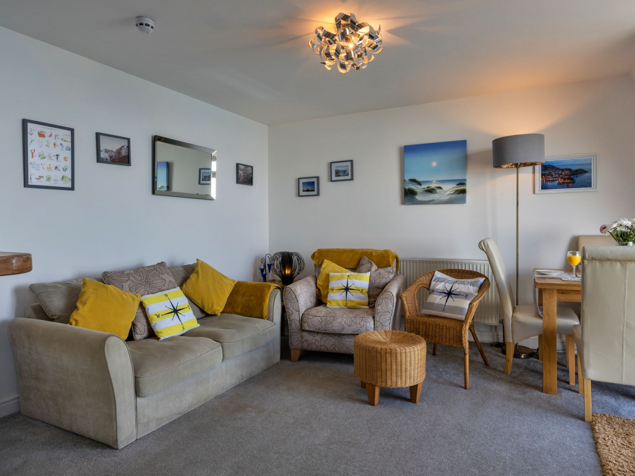 Sea Views Apartment in Ilfracombe - Binnen
