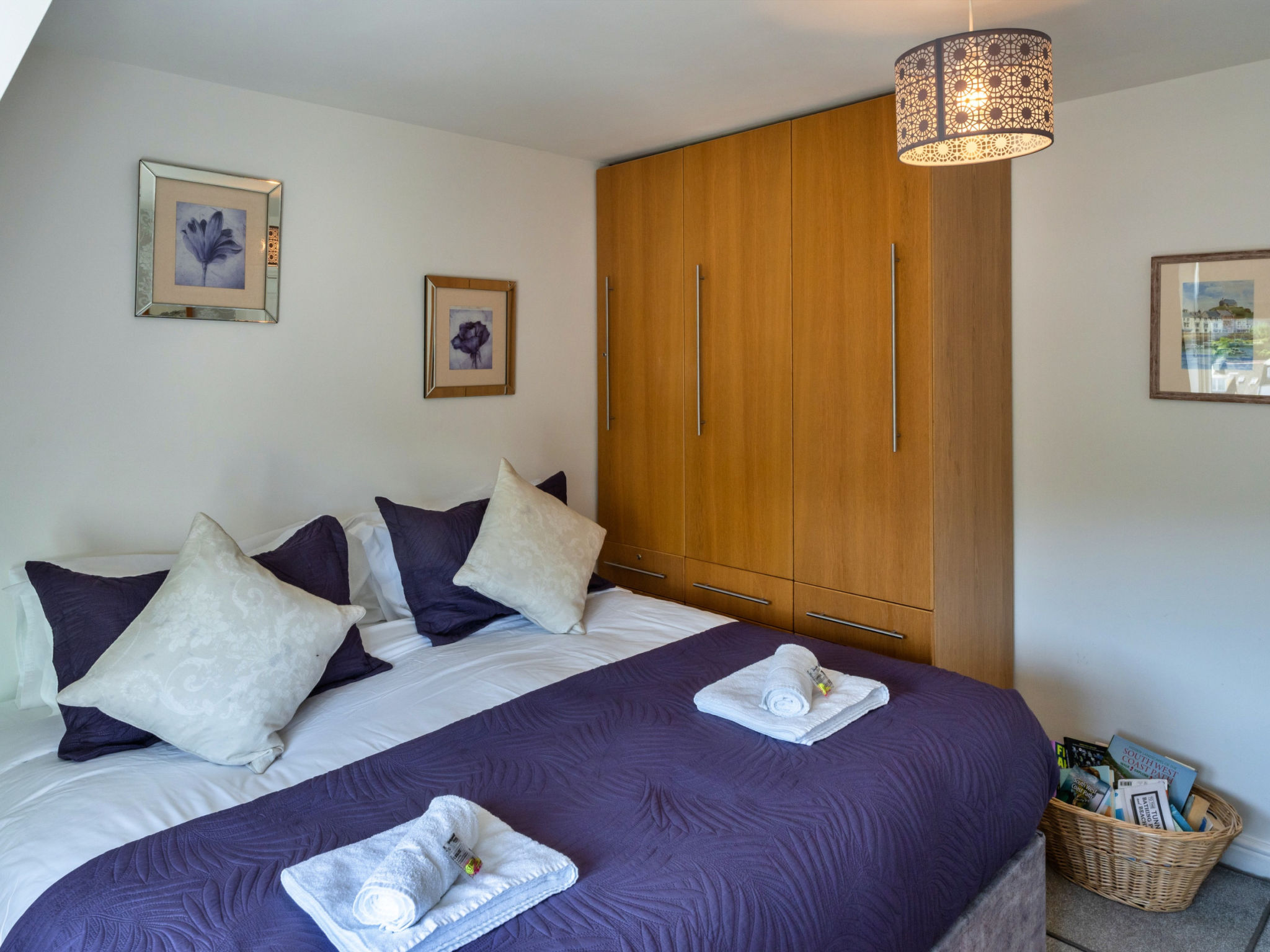 Sea Views Apartment in Ilfracombe - Binnen