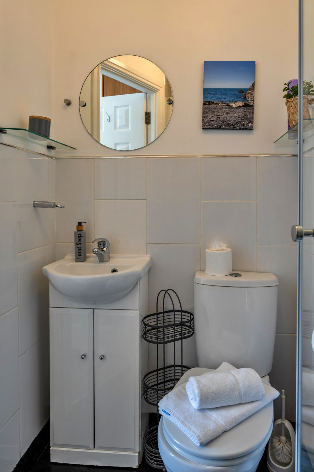 Sea Views Apartment in Ilfracombe - Binnen