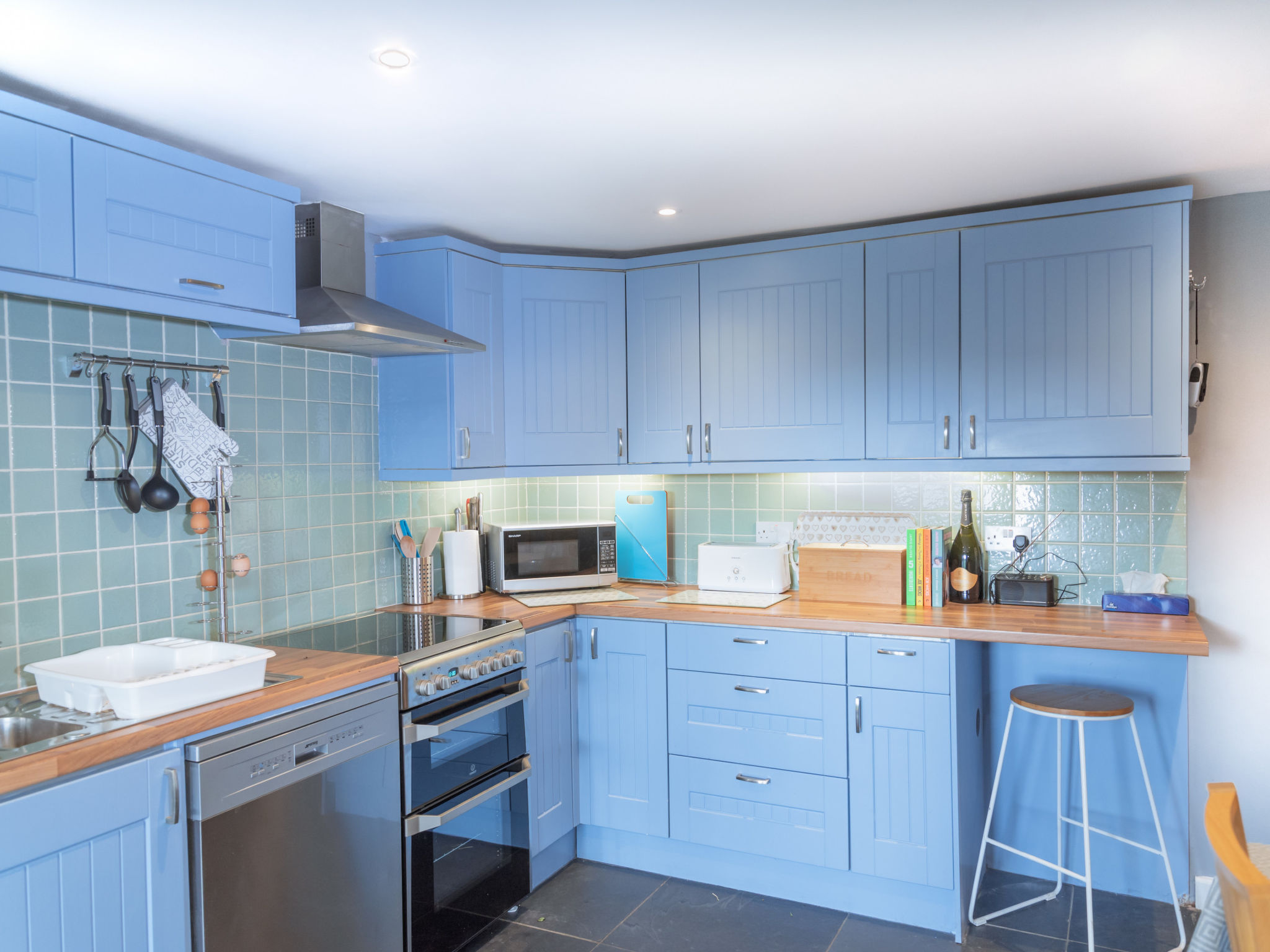 Court Cottage-Inside
