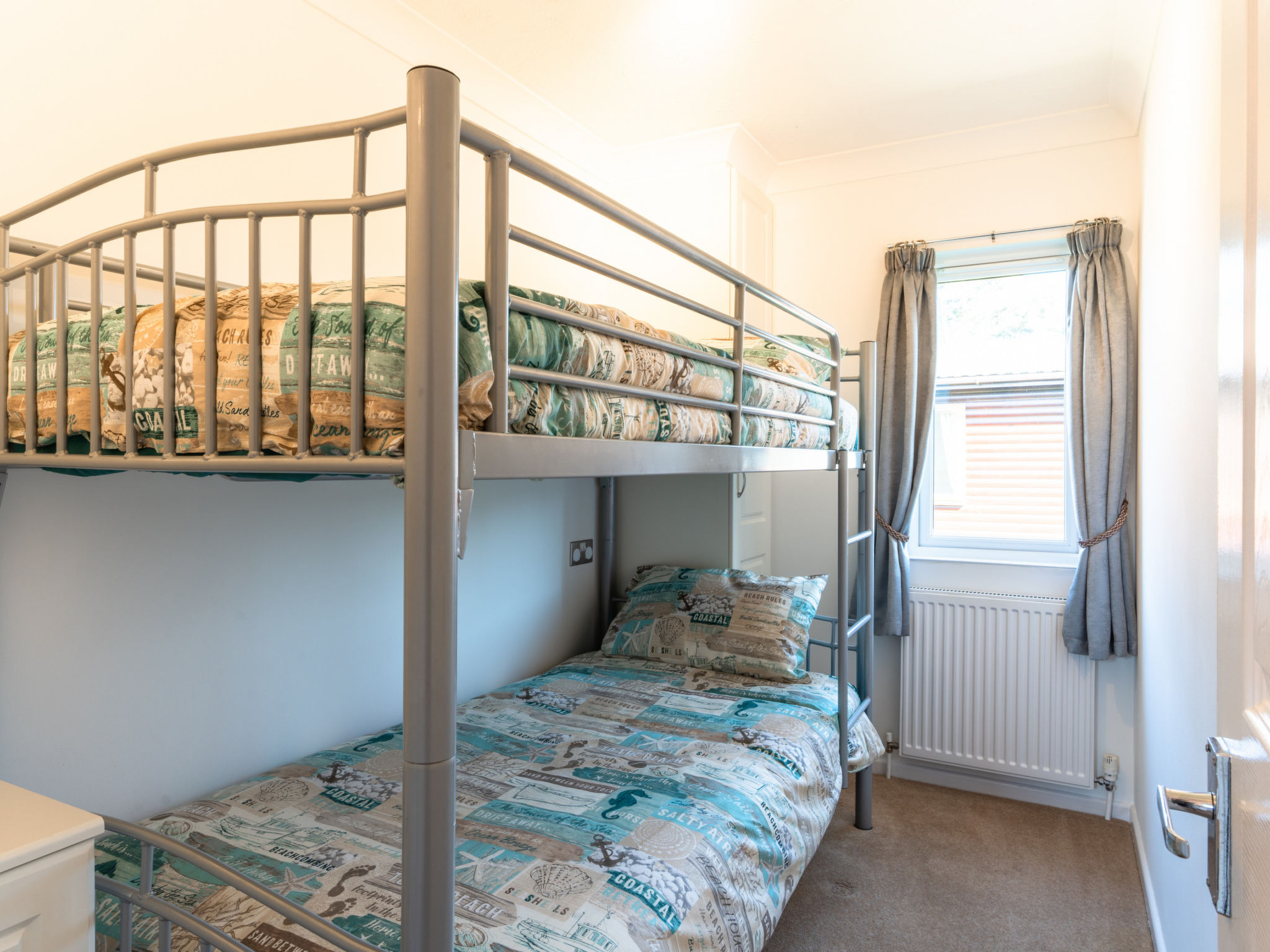 Serendipity Lodge-Binnen