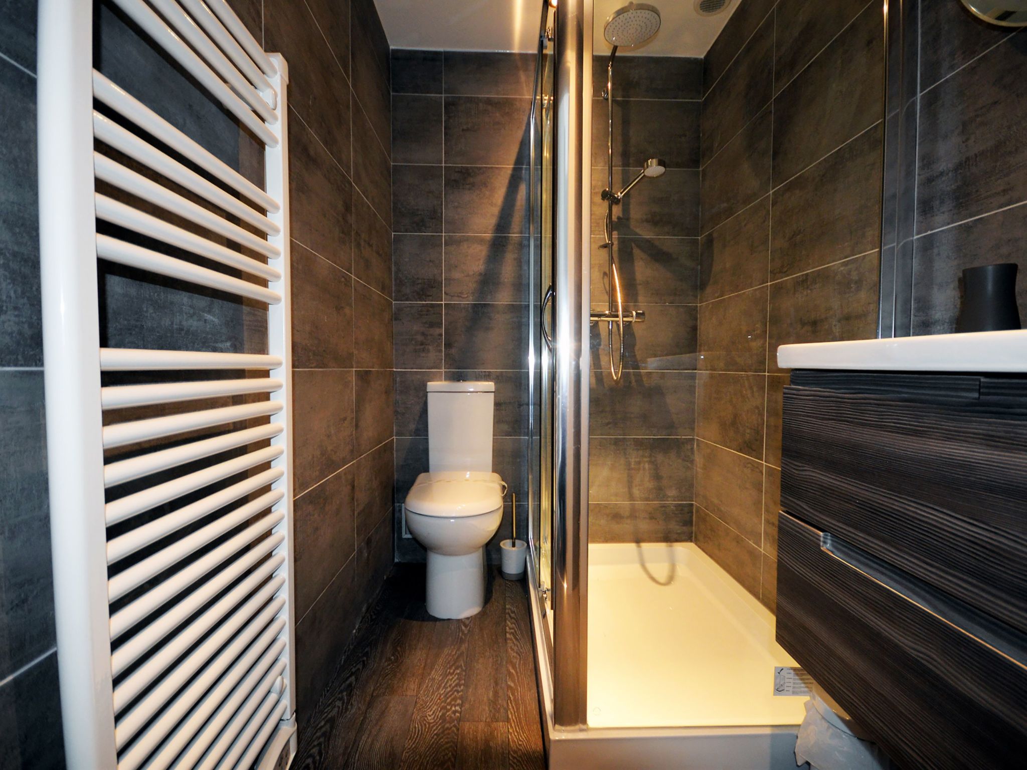 Helle, erst kürzlich vollständig renovierte (2016) Ferienwohnungen in einem den - Image-tags.info