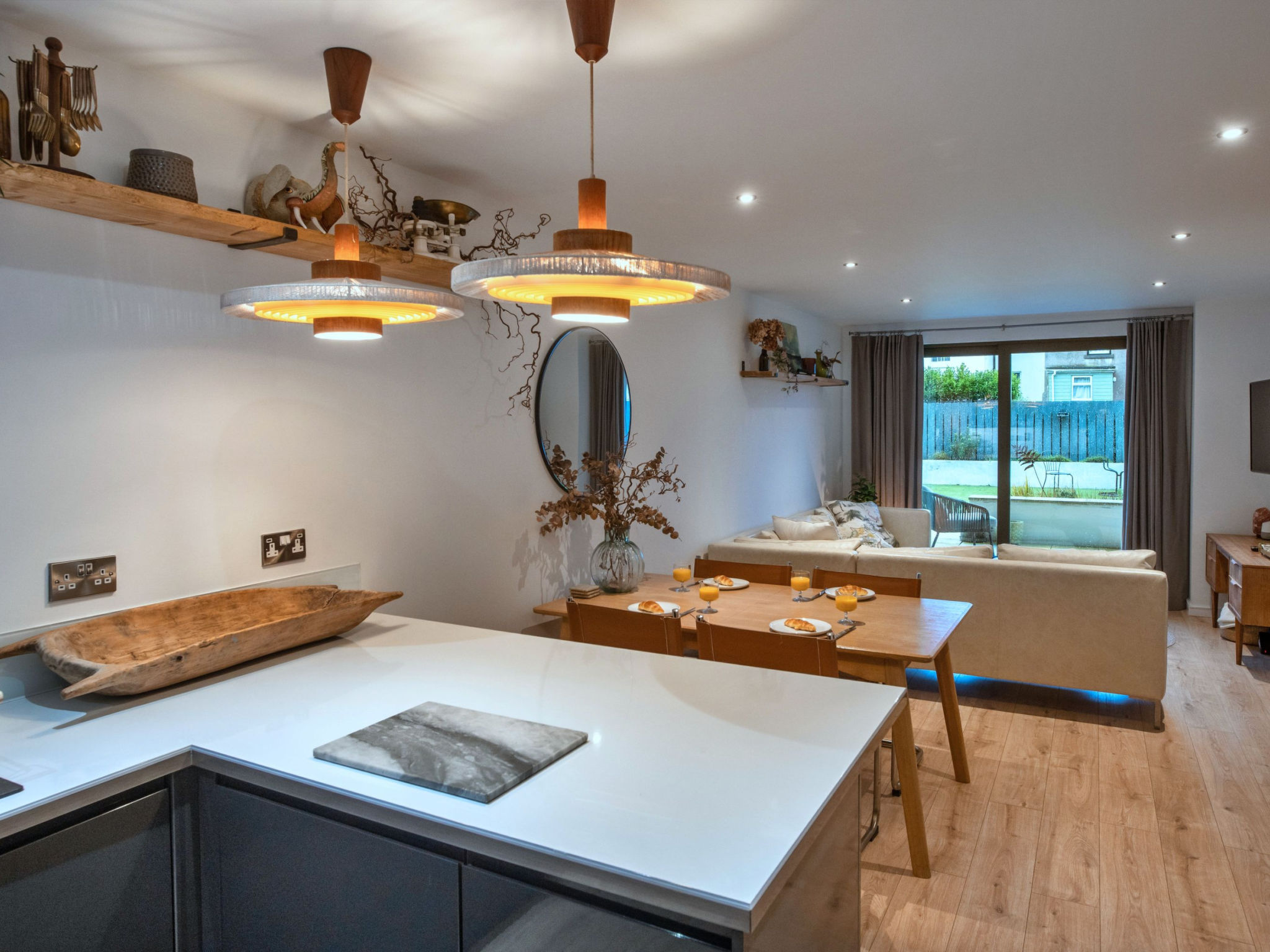 Plymouth City Apartment 15 - Binnen