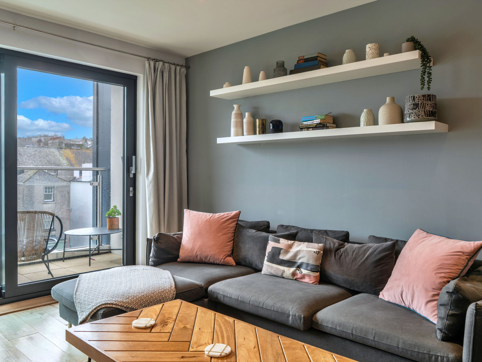 Plymouth Residence 53 - Binnen