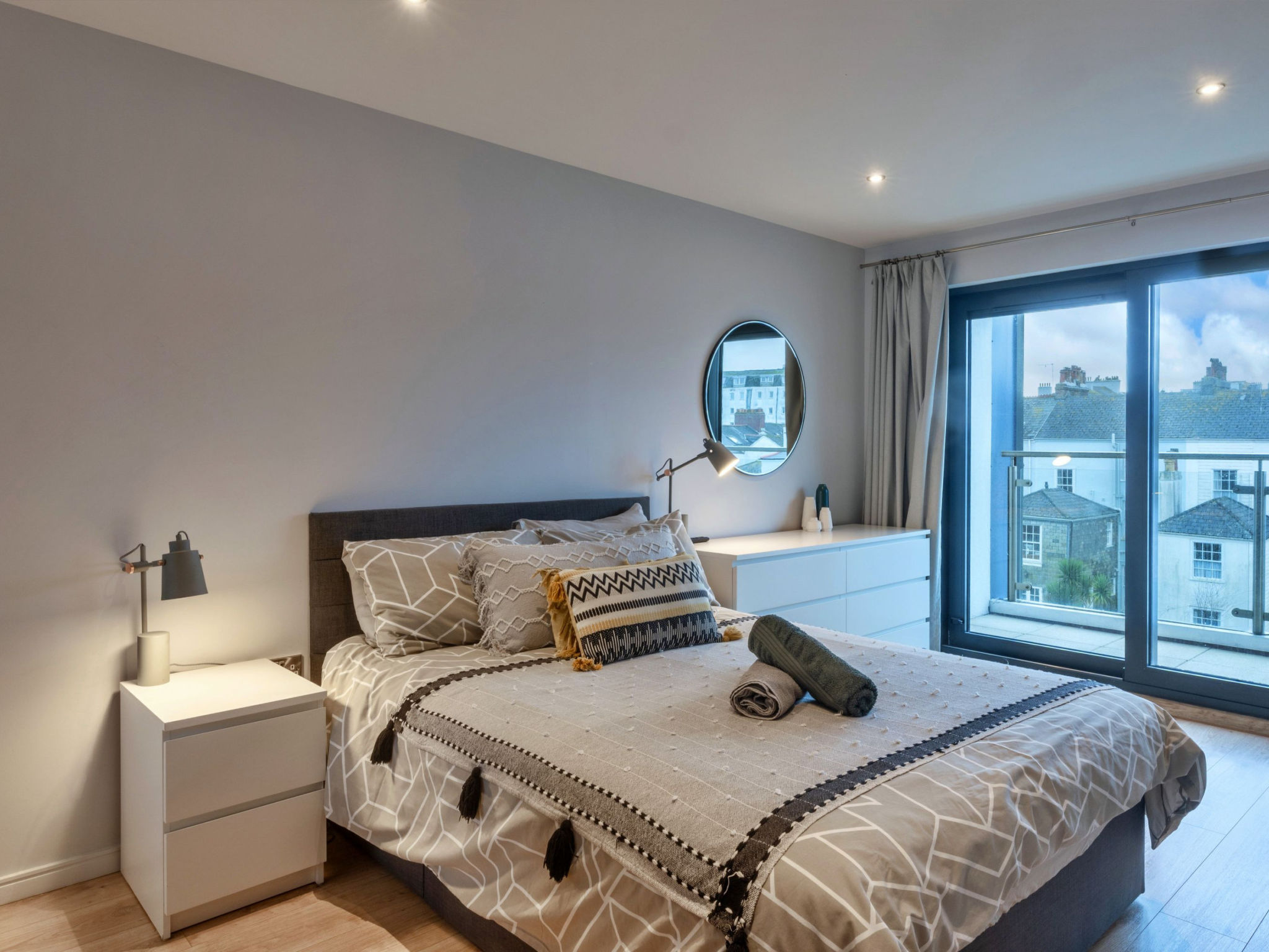 Plymouth Residence 53 - Binnen