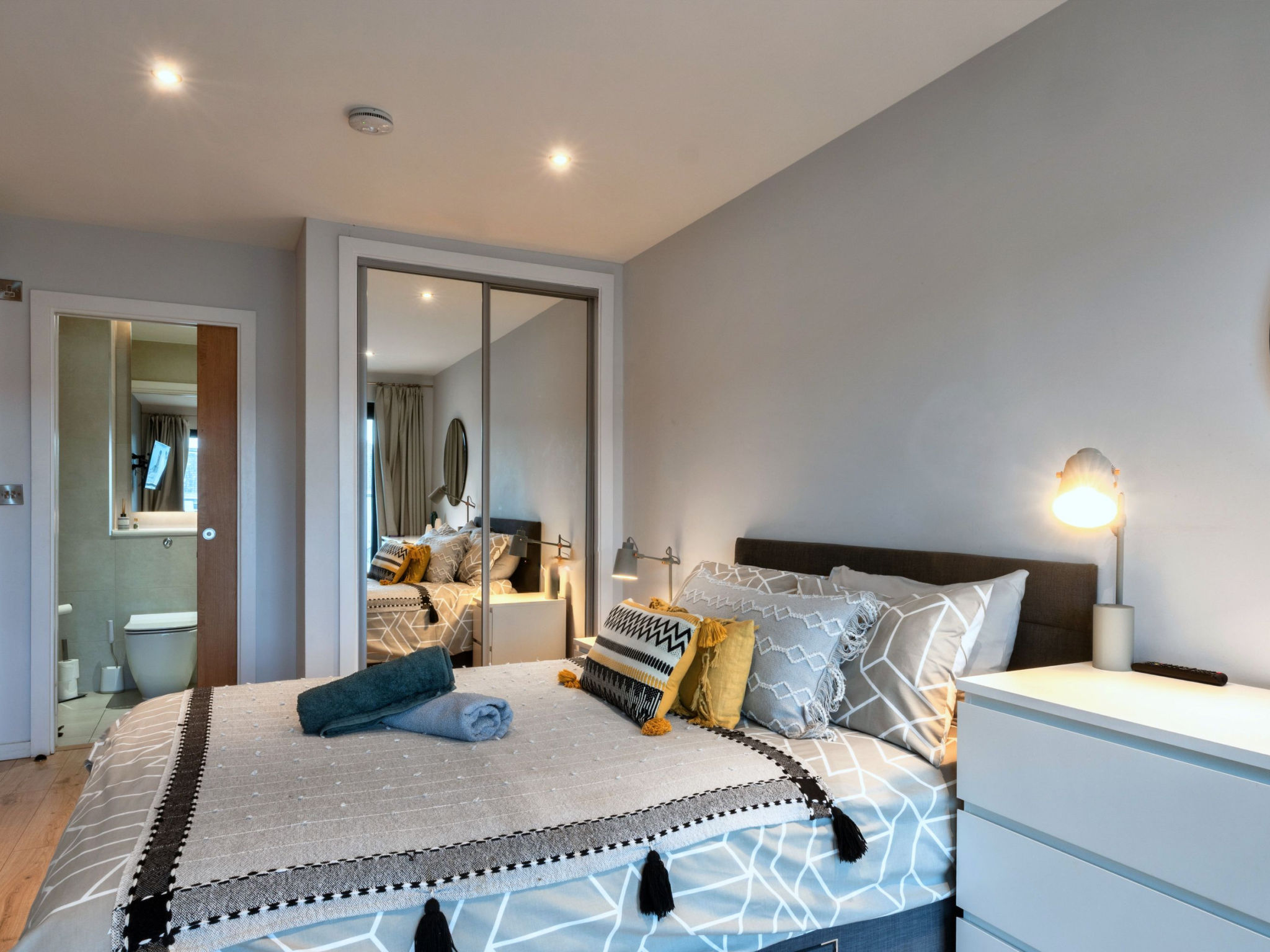Plymouth Residence 53 - Binnen