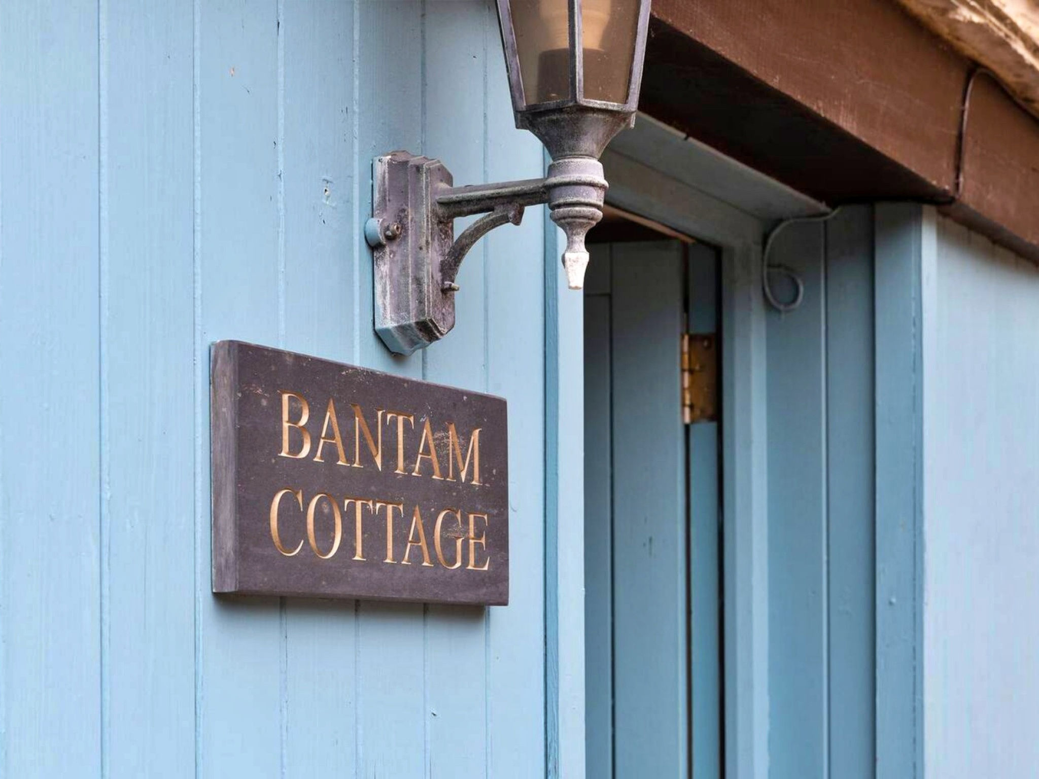 Coulscott Bantam Cottage - Buiten