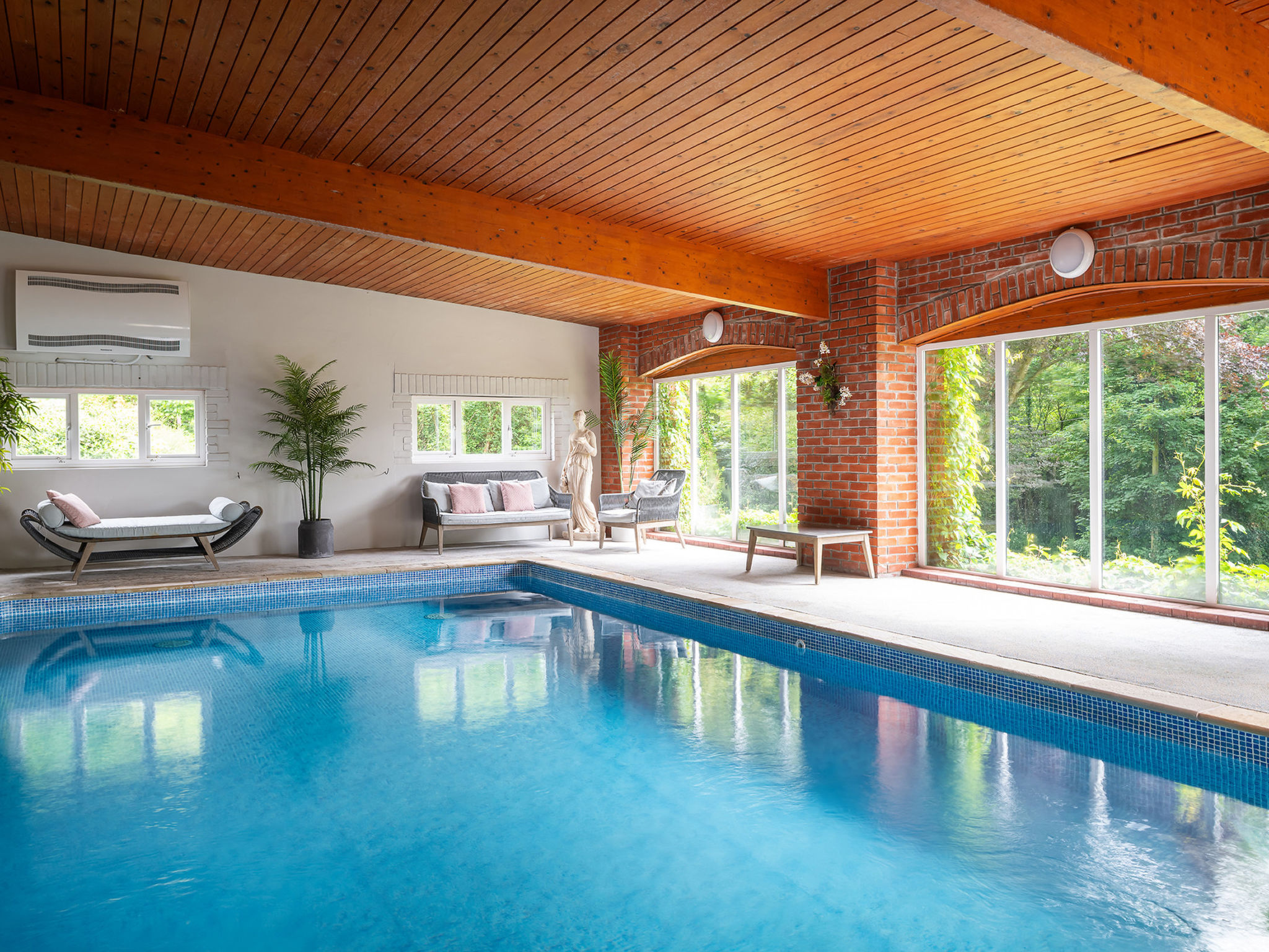 Coulscott House - Binnen