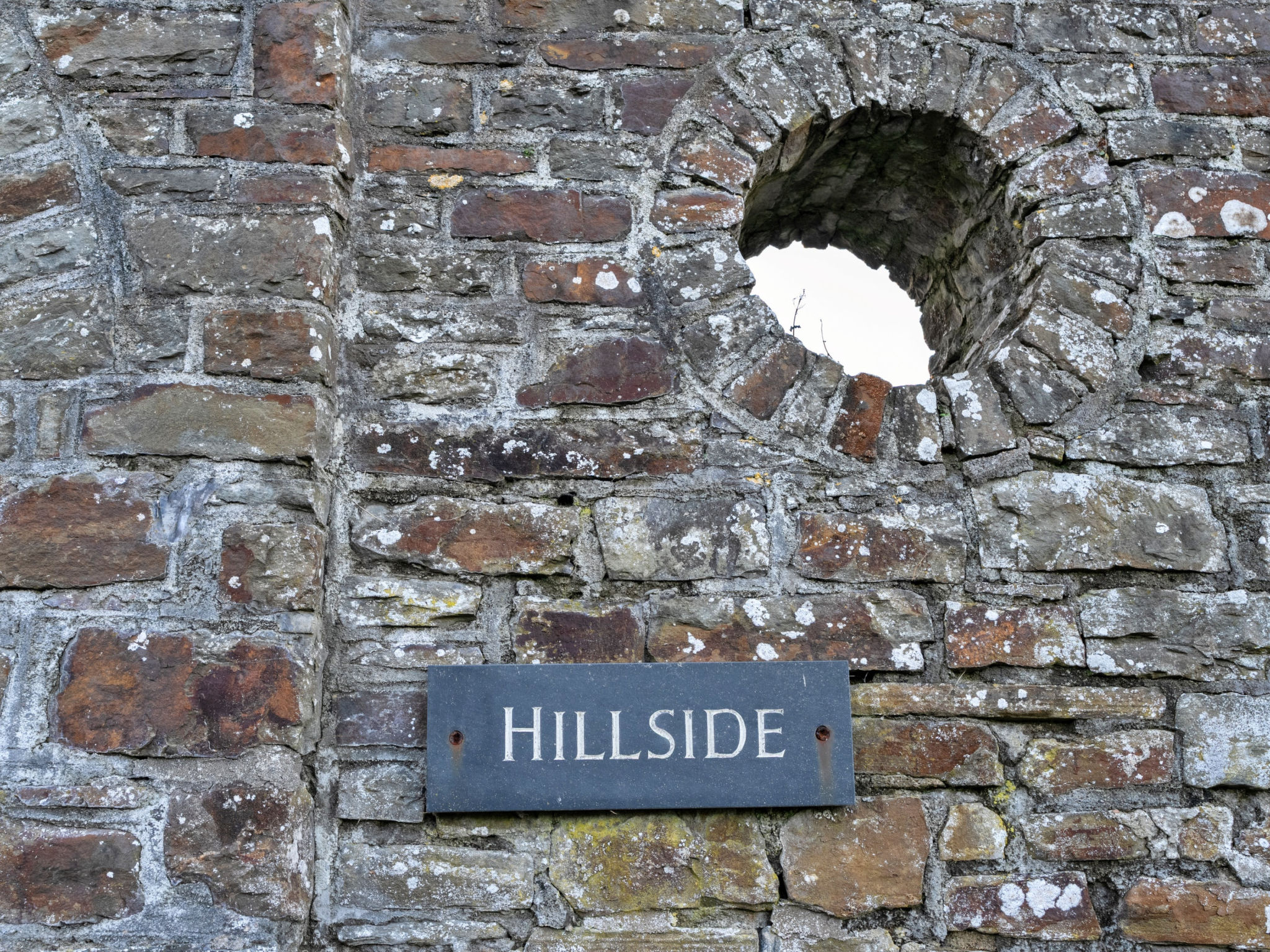 Hillside Rise - Buiten