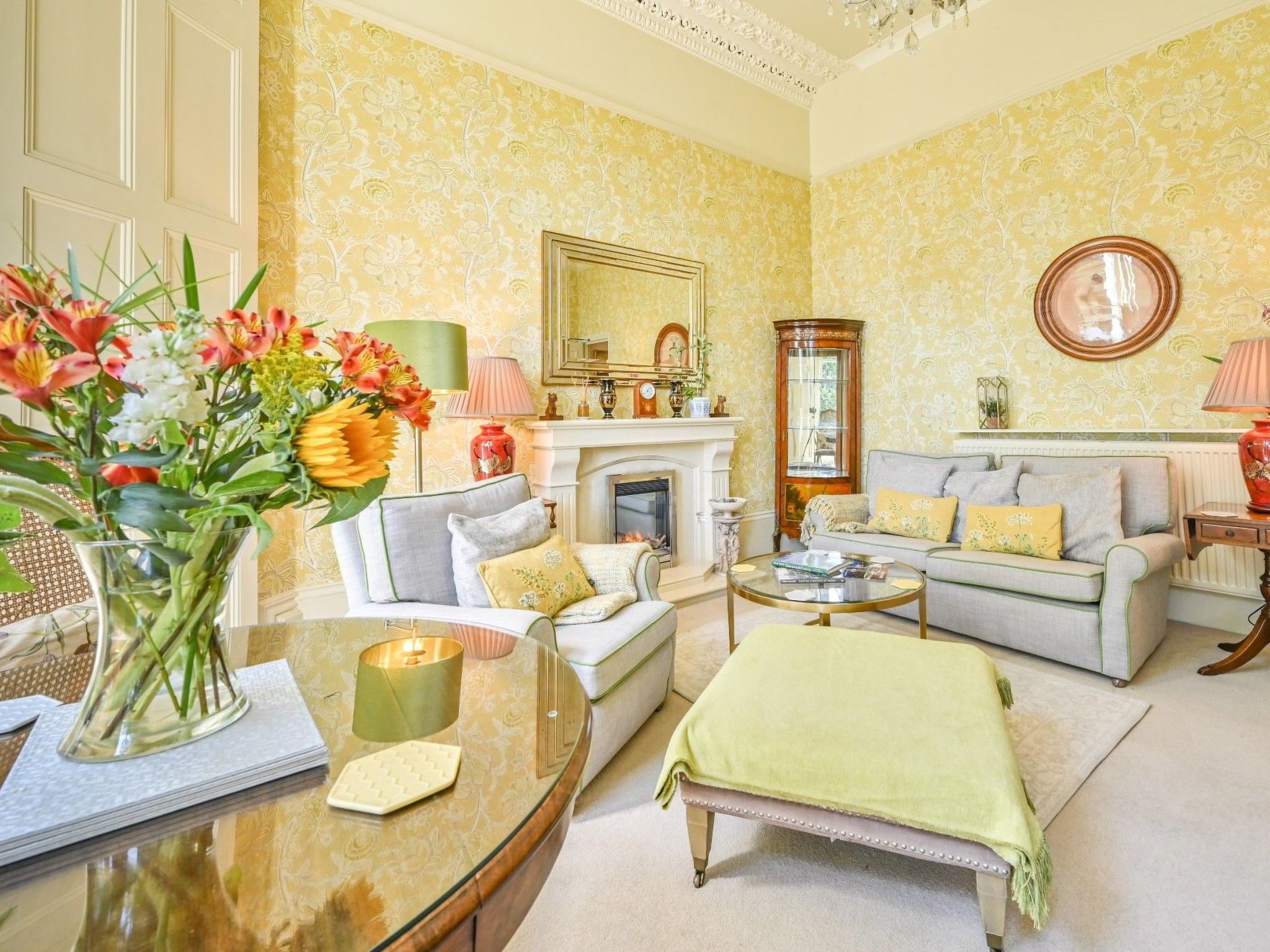 Photo of Luxuriöse Erdgeschosswohnung