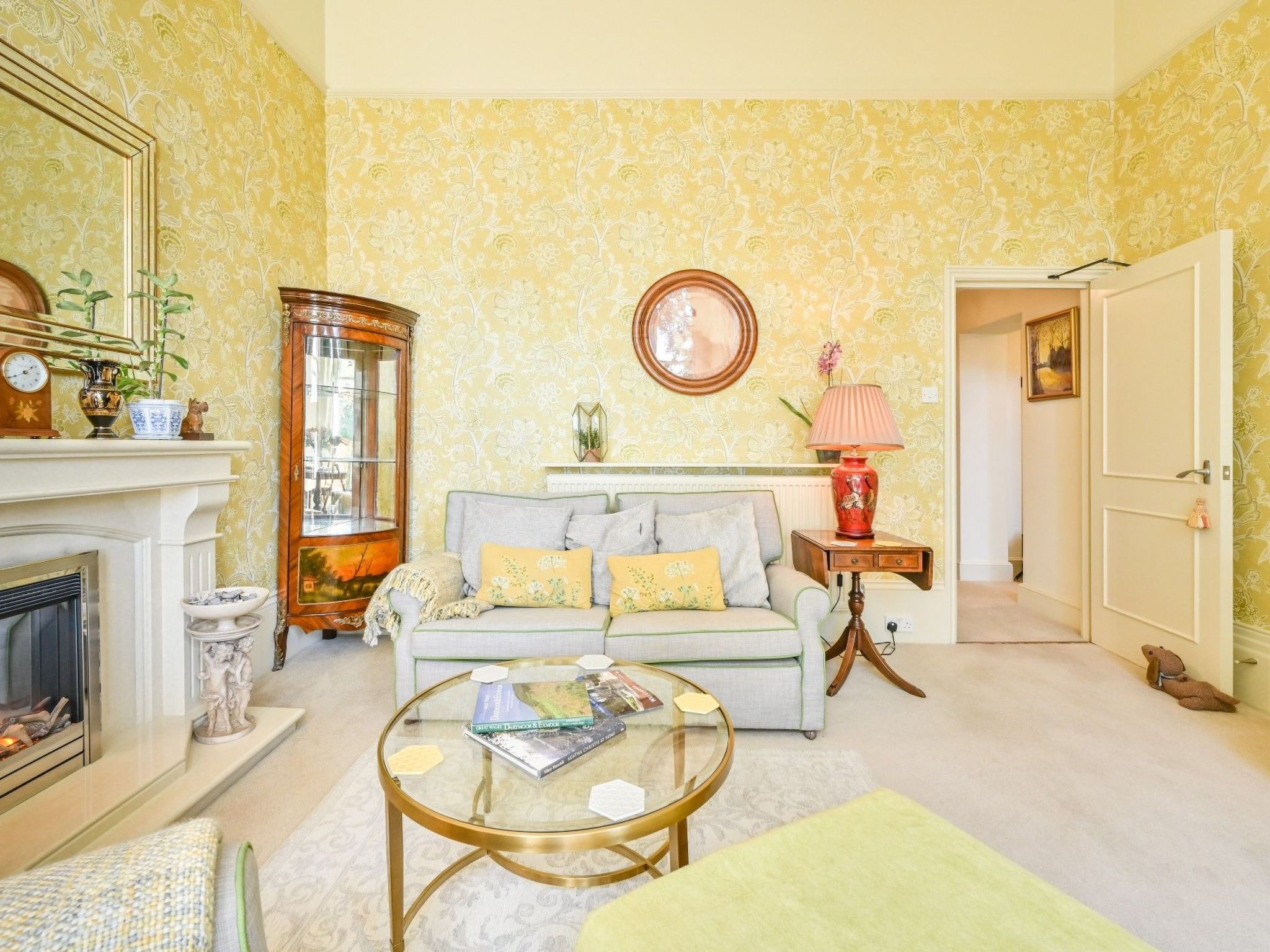 Photo of Luxuriöse Erdgeschosswohnung